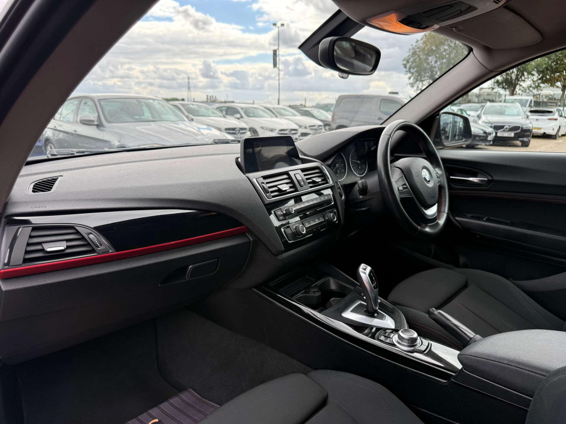 BMW 2 Series view 60