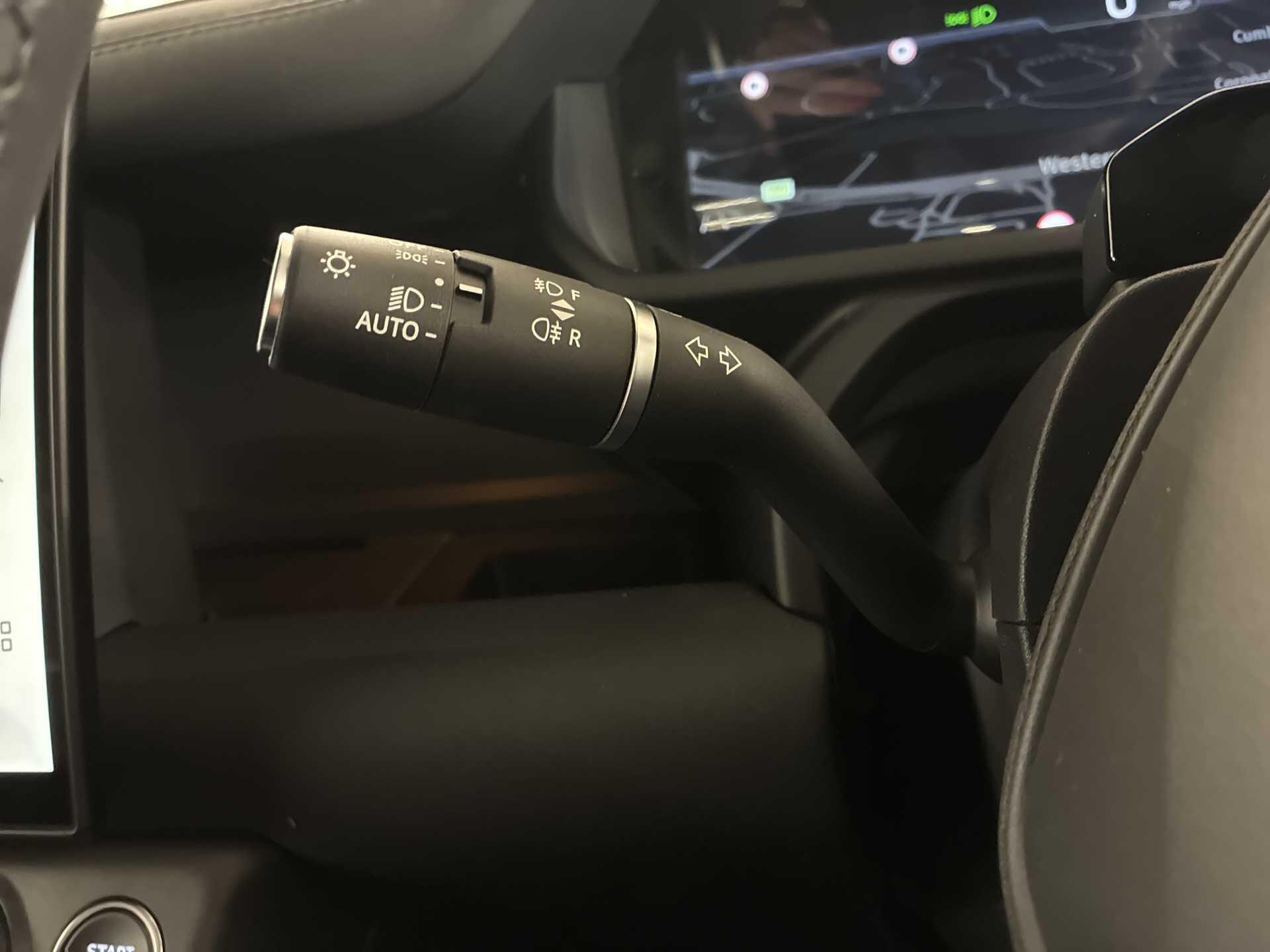 Land Rover Defender view 40