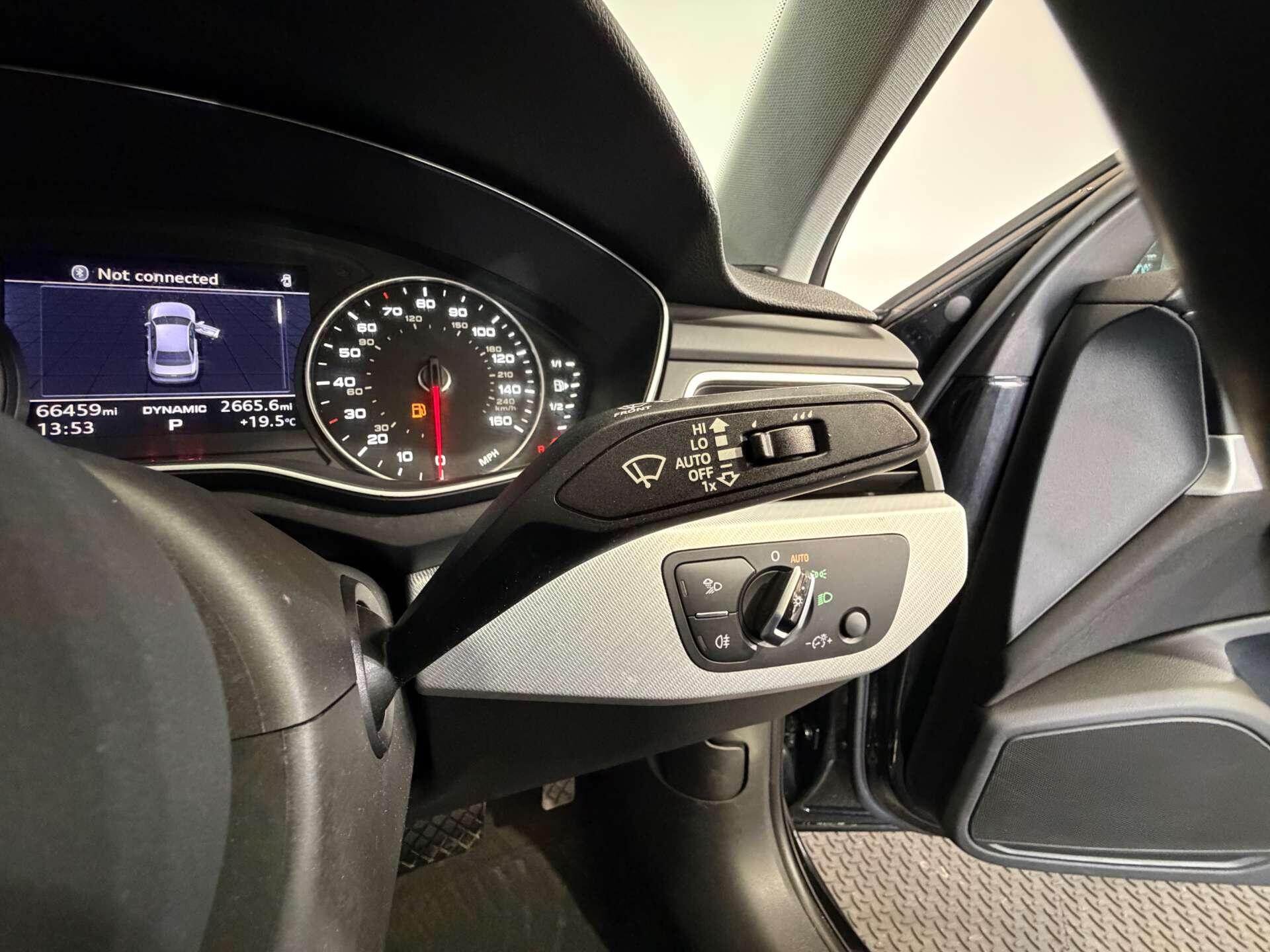 Audi A4 view 31