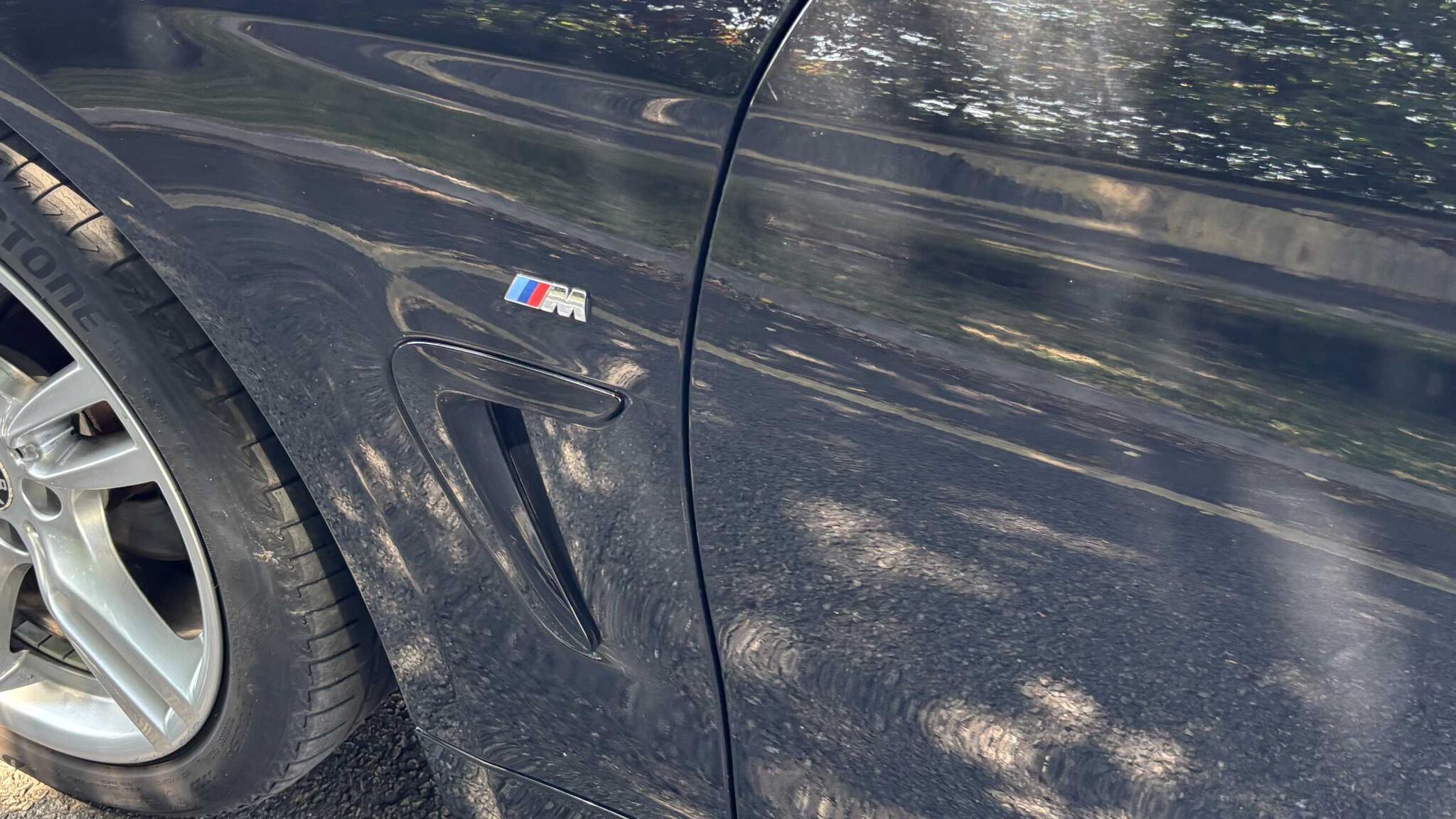 BMW 4 Series view 40