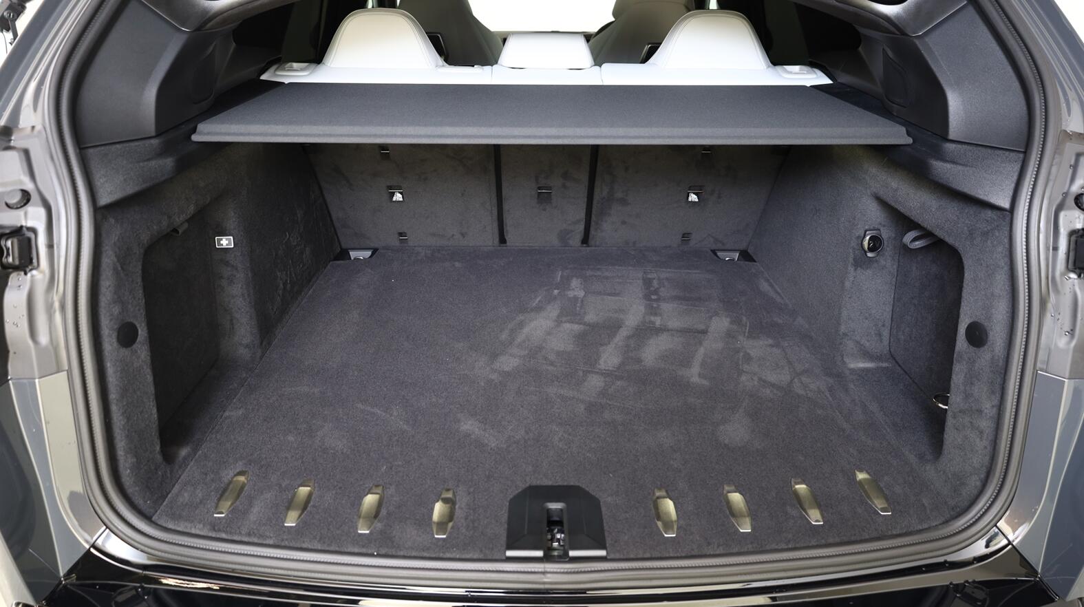 BMW XM view 13