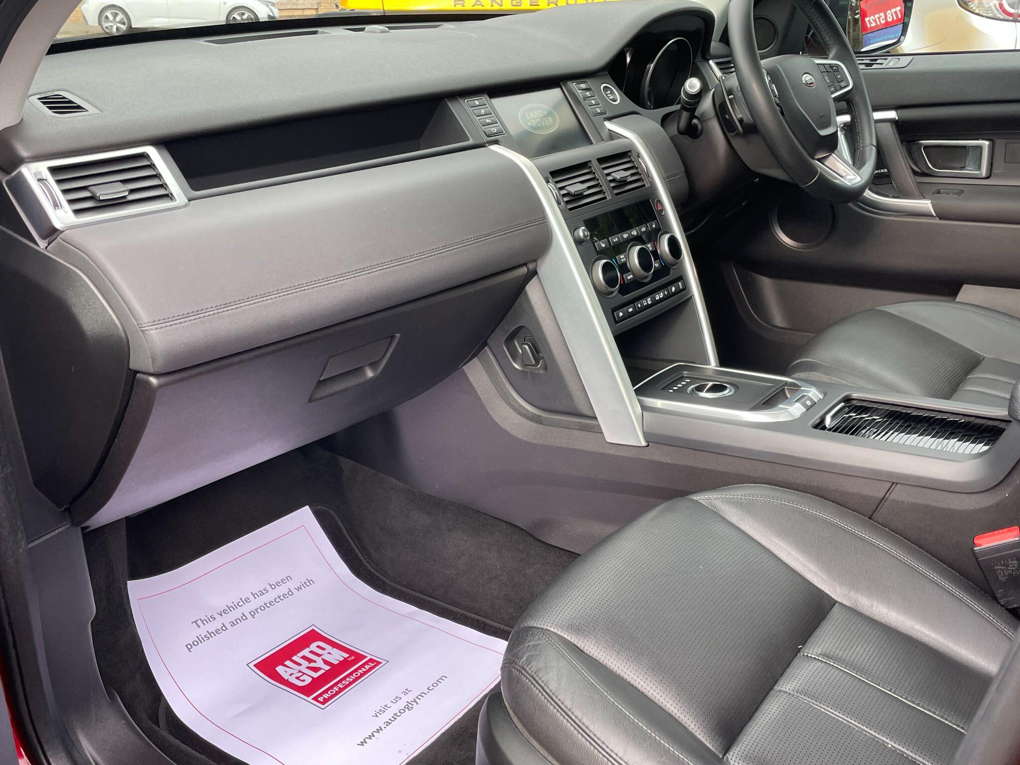 Land Rover Discovery Sport view 23
