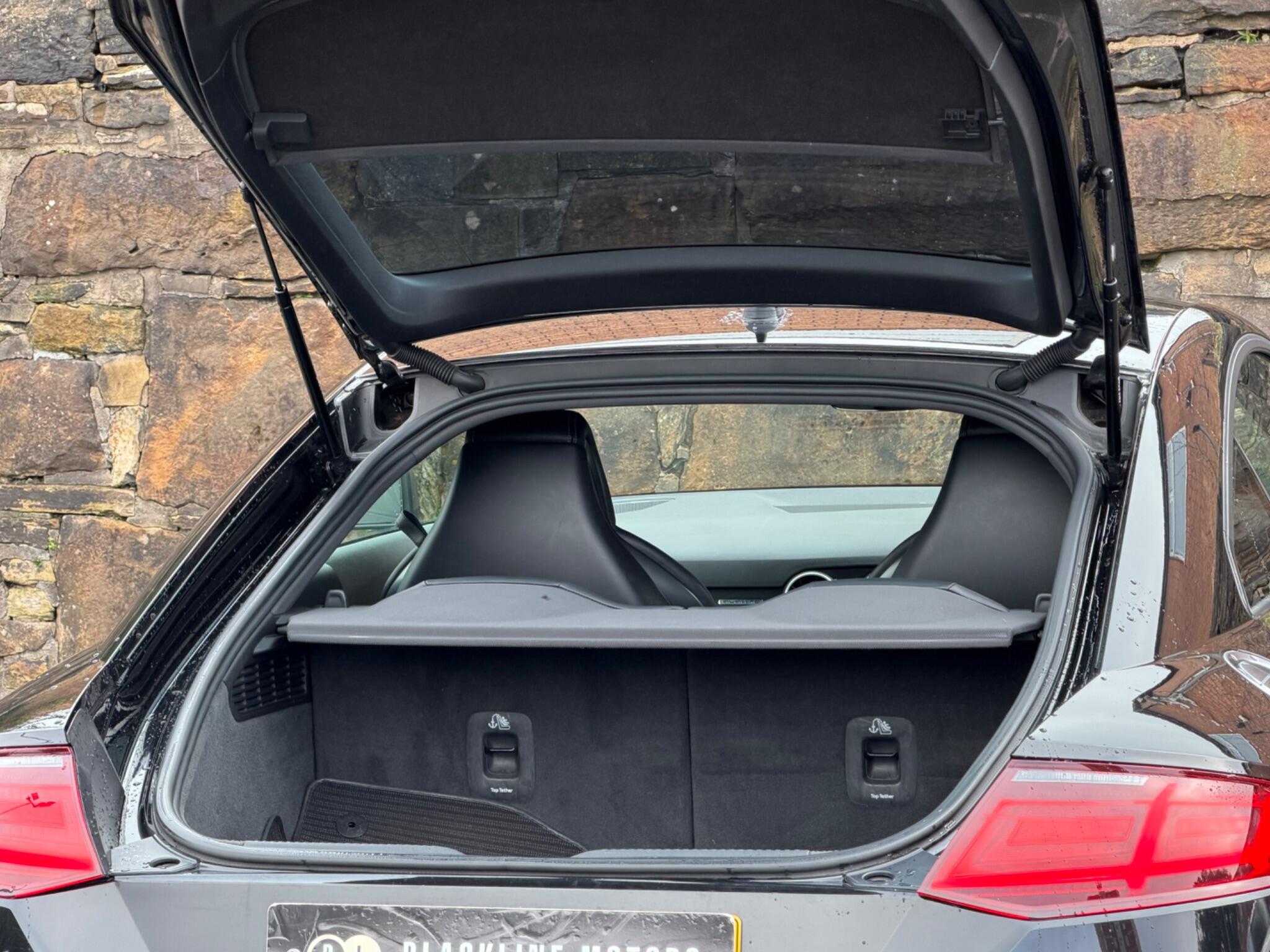 Audi TTS view 21