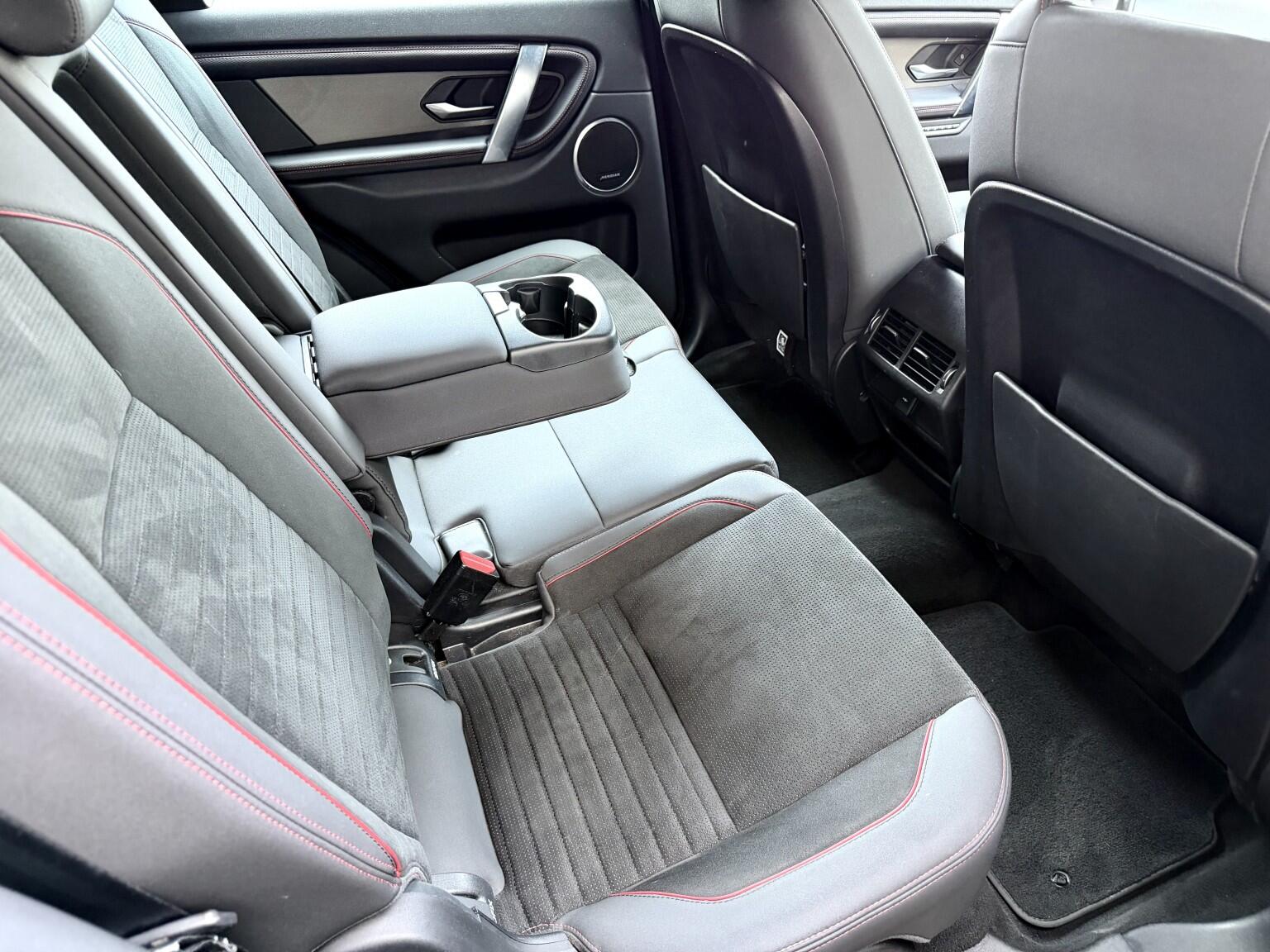 Land Rover Discovery Sport view 29