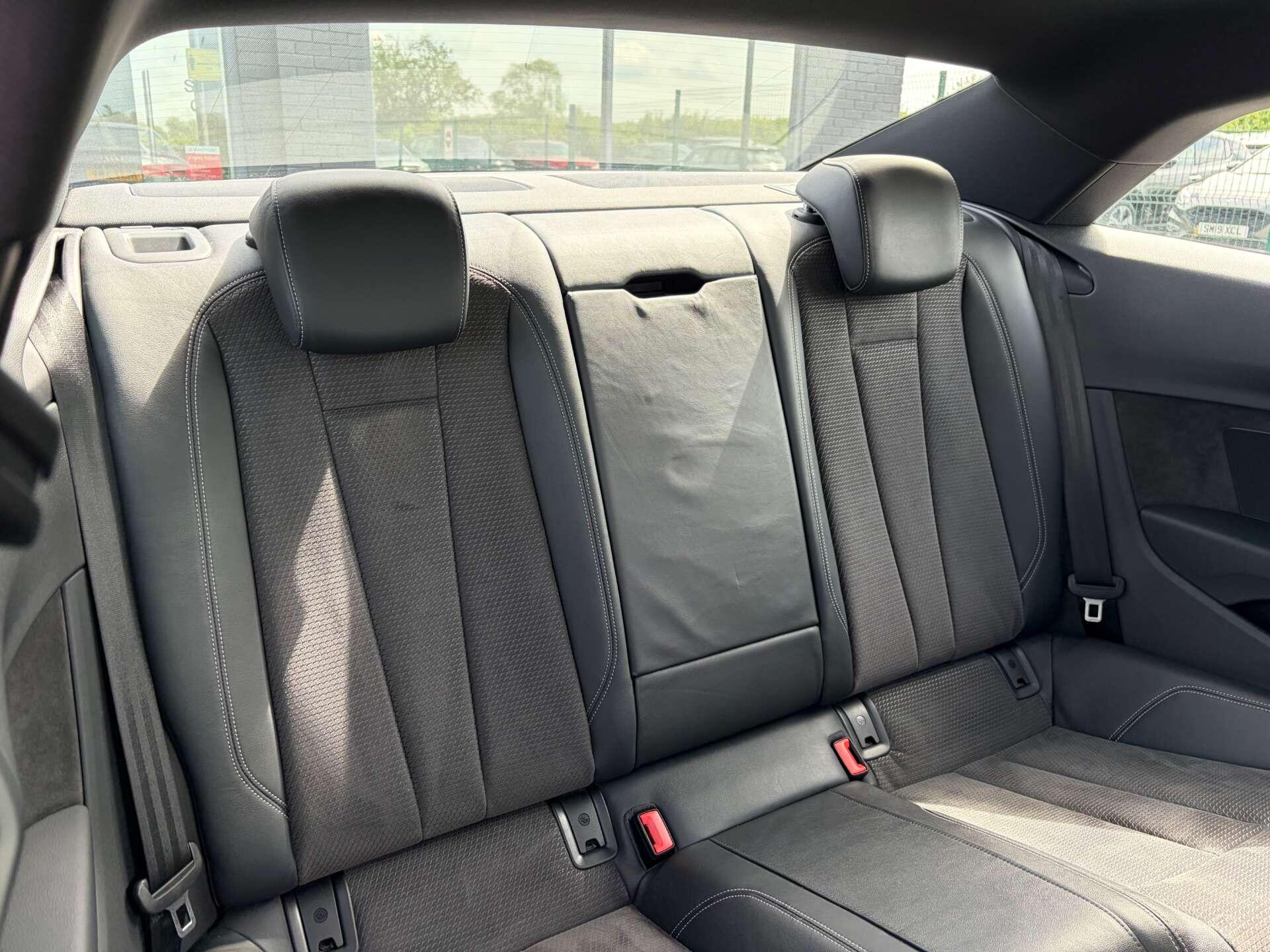 Audi A5 view 24