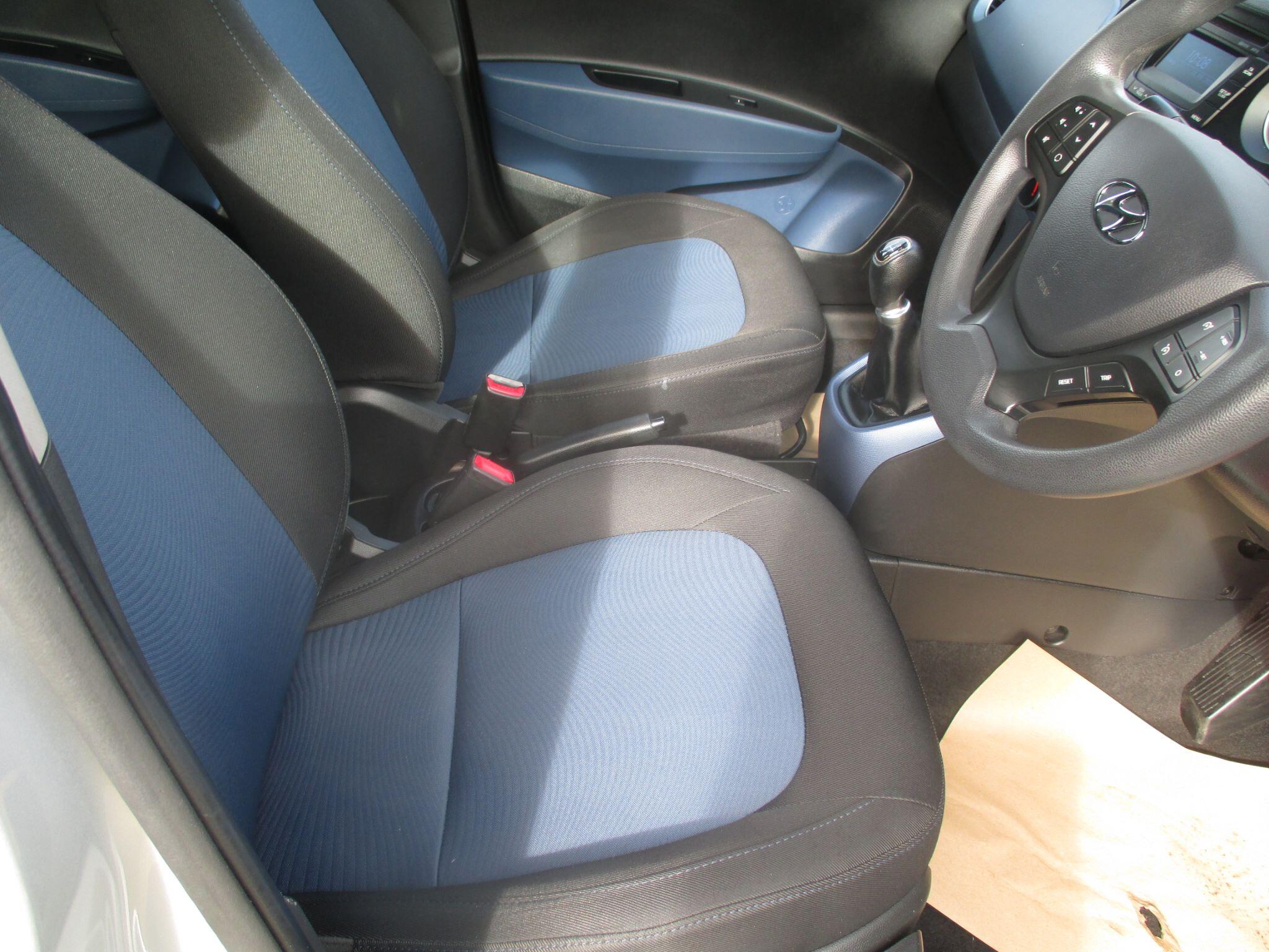 Hyundai I10 view 22