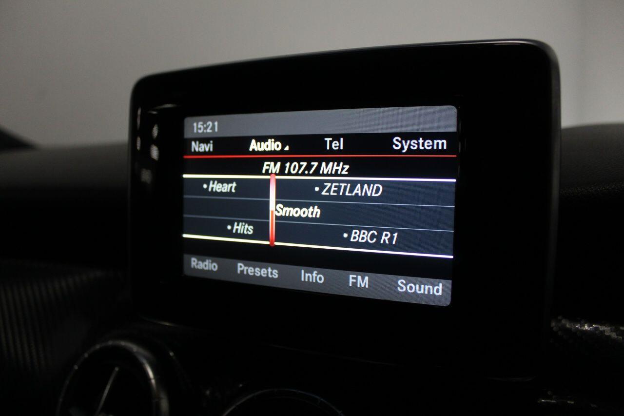 Mercedes-Benz CLA view 33