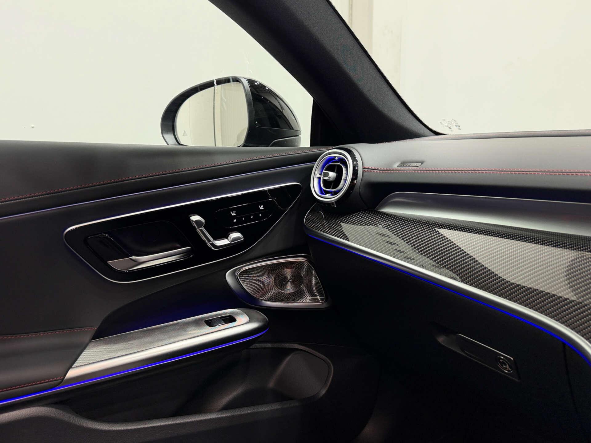 Mercedes-Benz Cle view 41