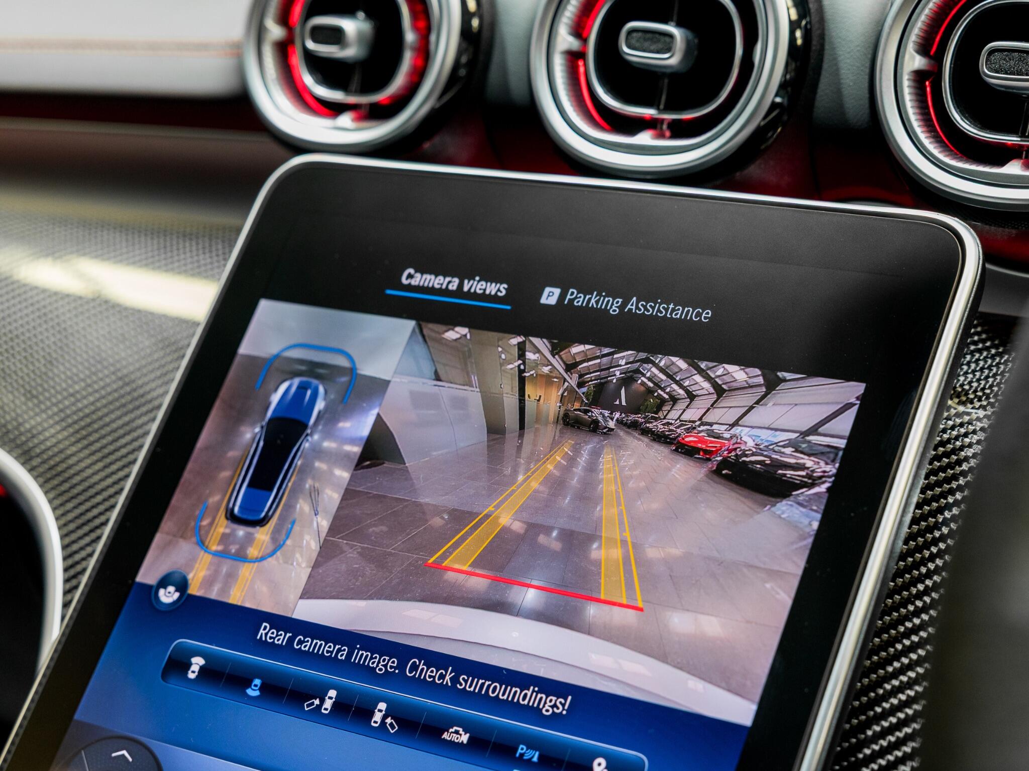 Mercedes-Benz C Class view 32