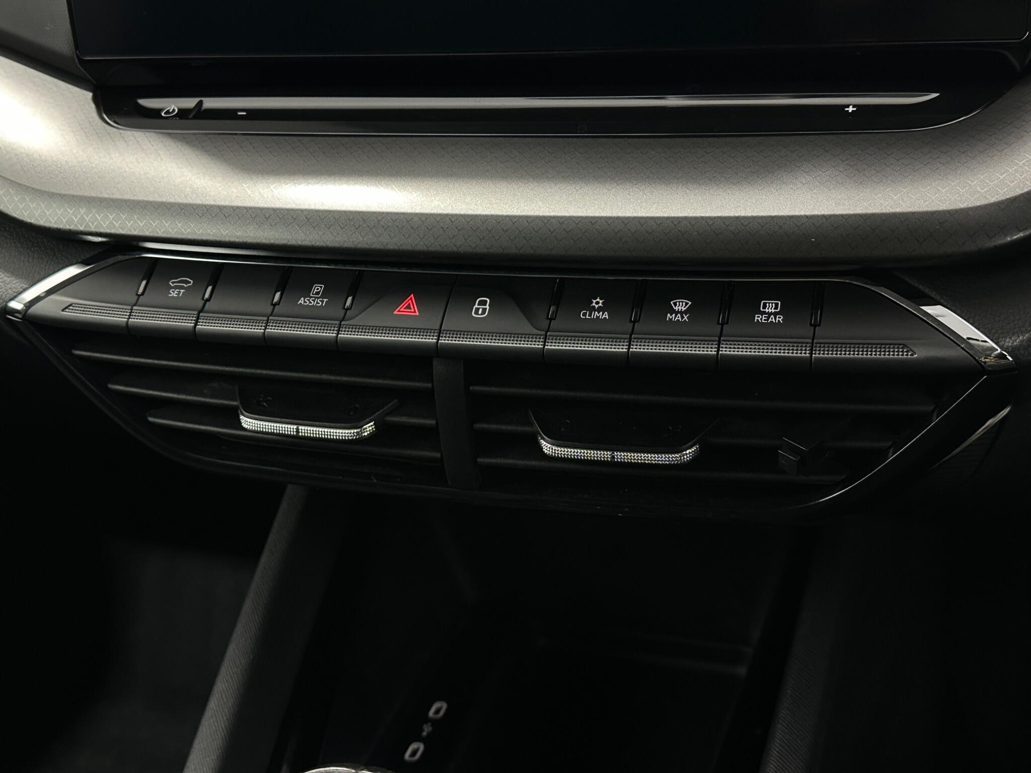 Skoda Octavia view 21
