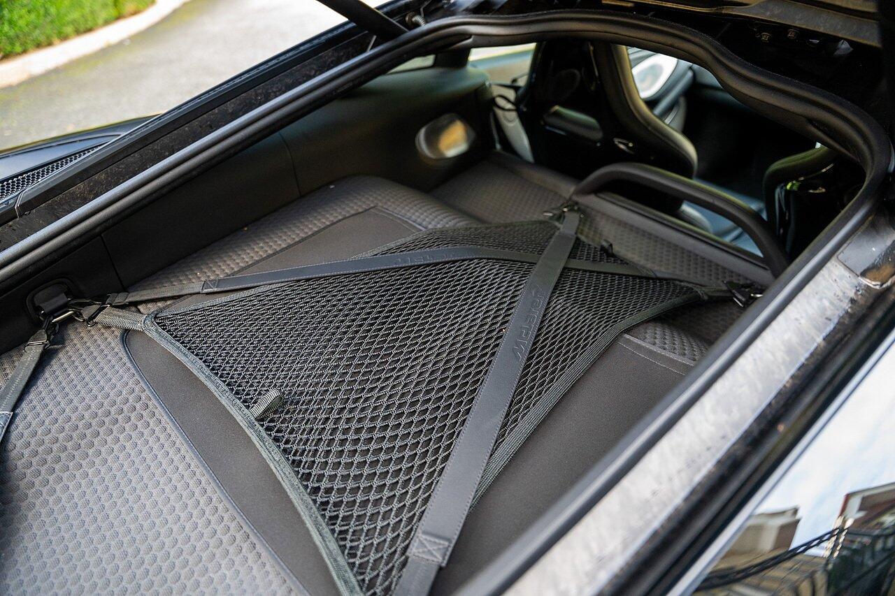 McLaren GT view 85