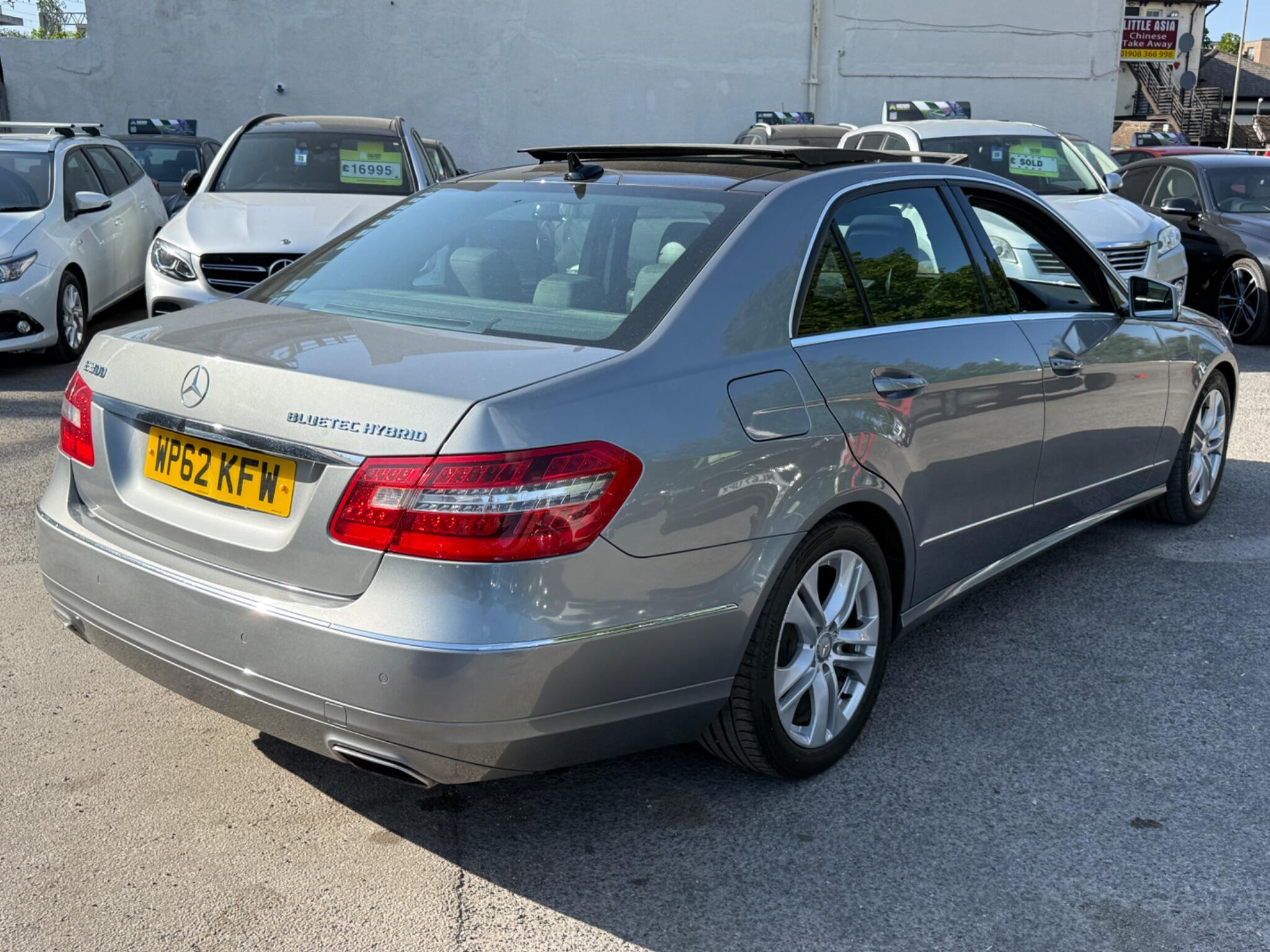 Mercedes-Benz E Class - Image 7