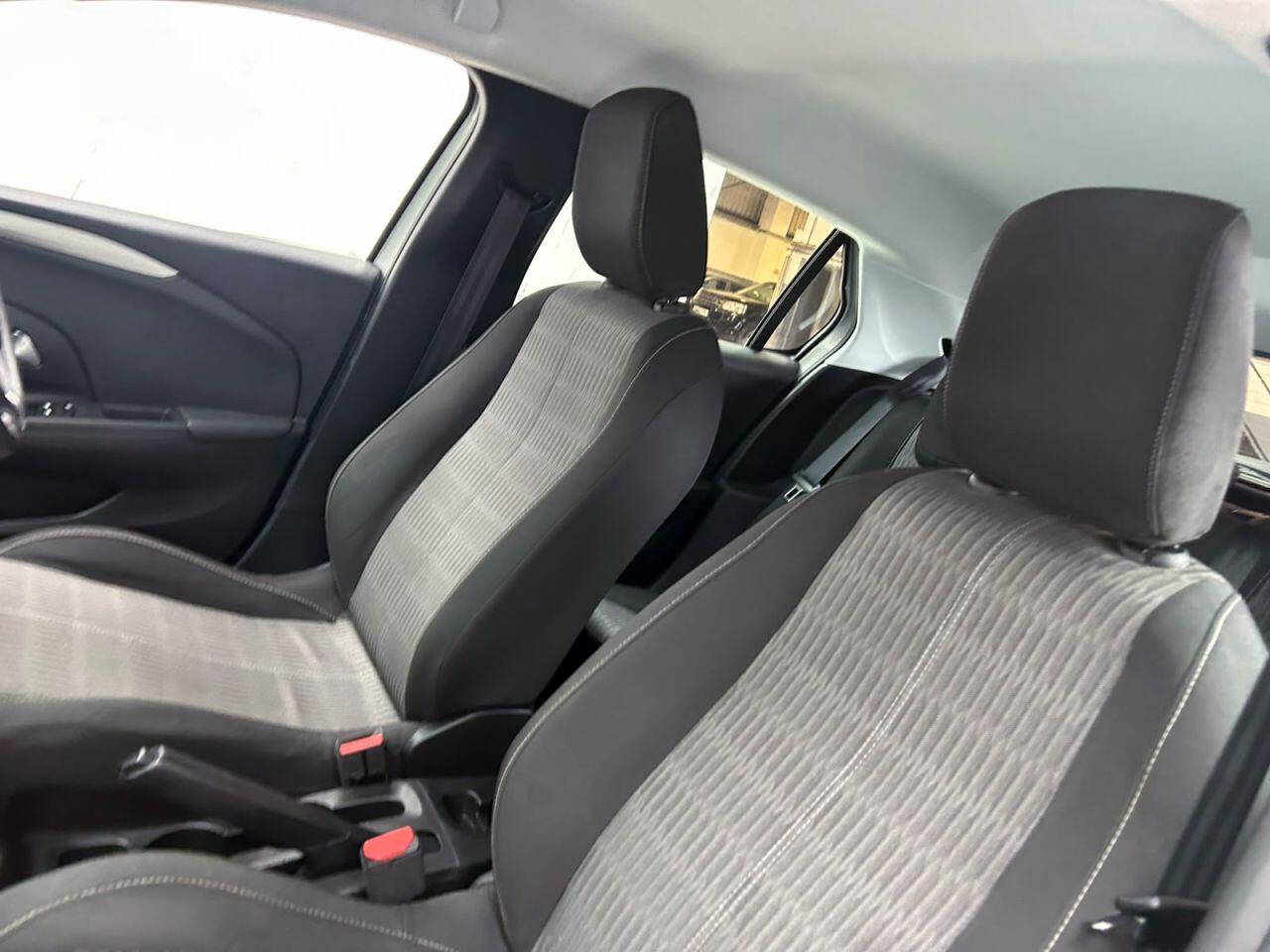Vauxhall Corsa view 14