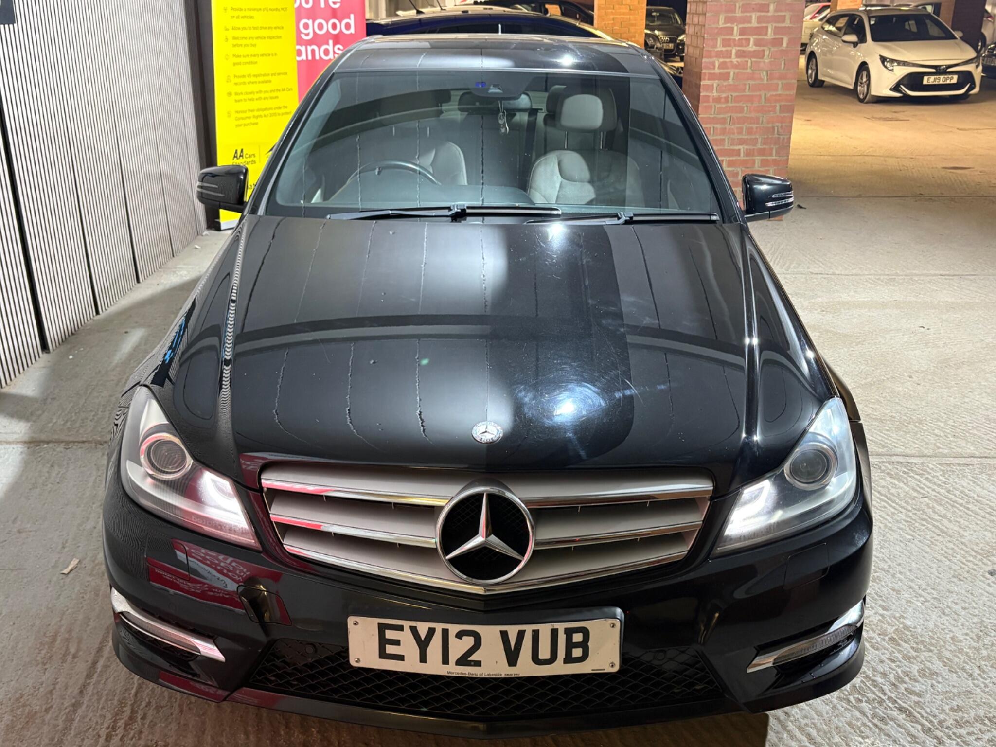 2012 Mercedes-Benz C Class image 2