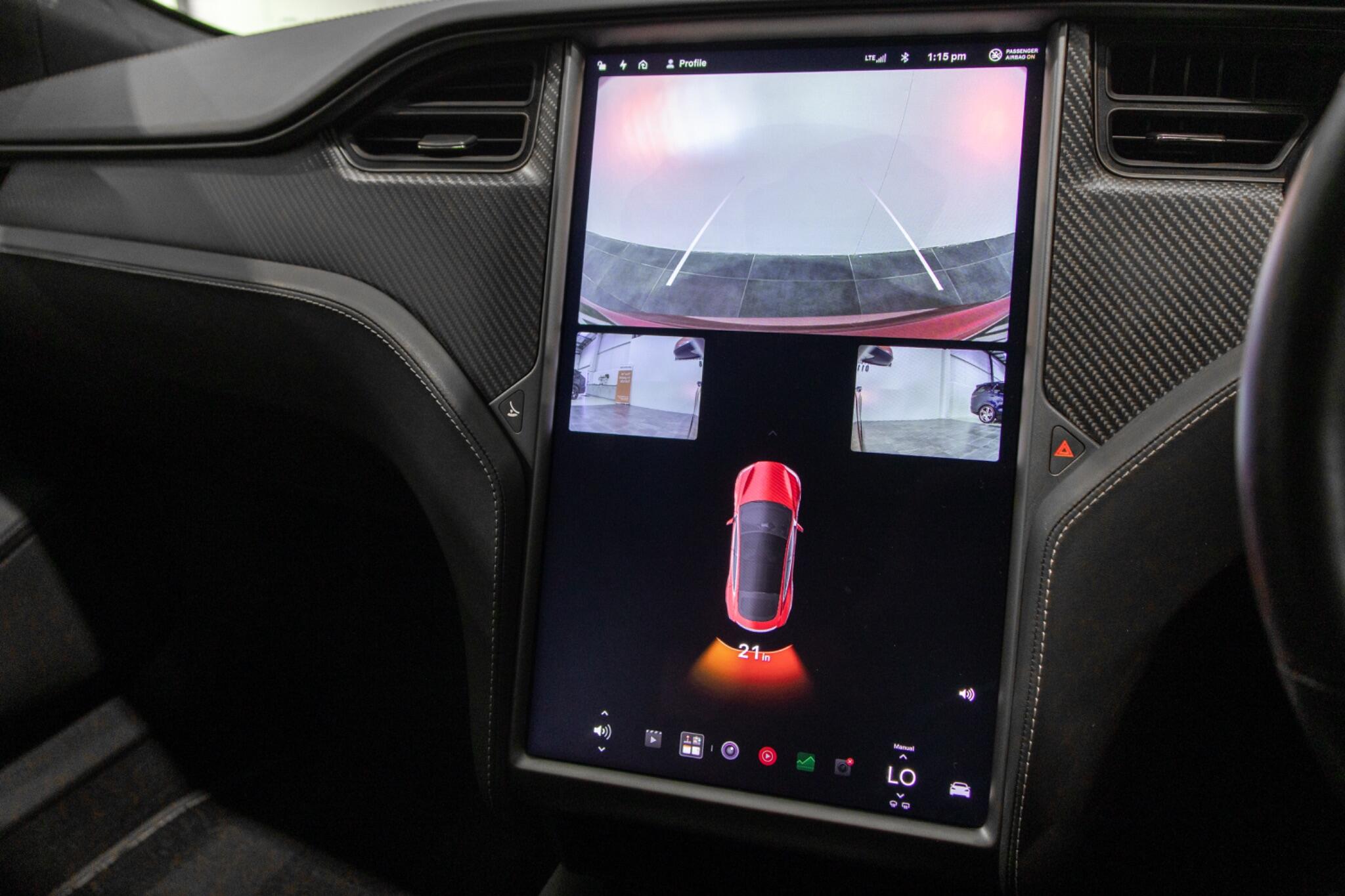 Tesla Model S view 33
