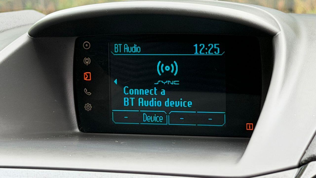 Ford Fiesta view 17