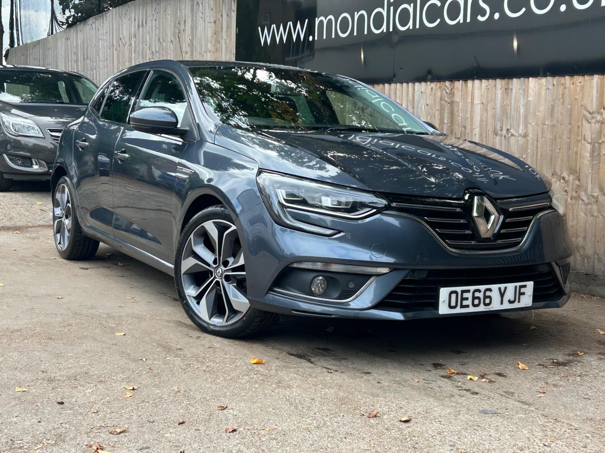 Renault Megane view 8
