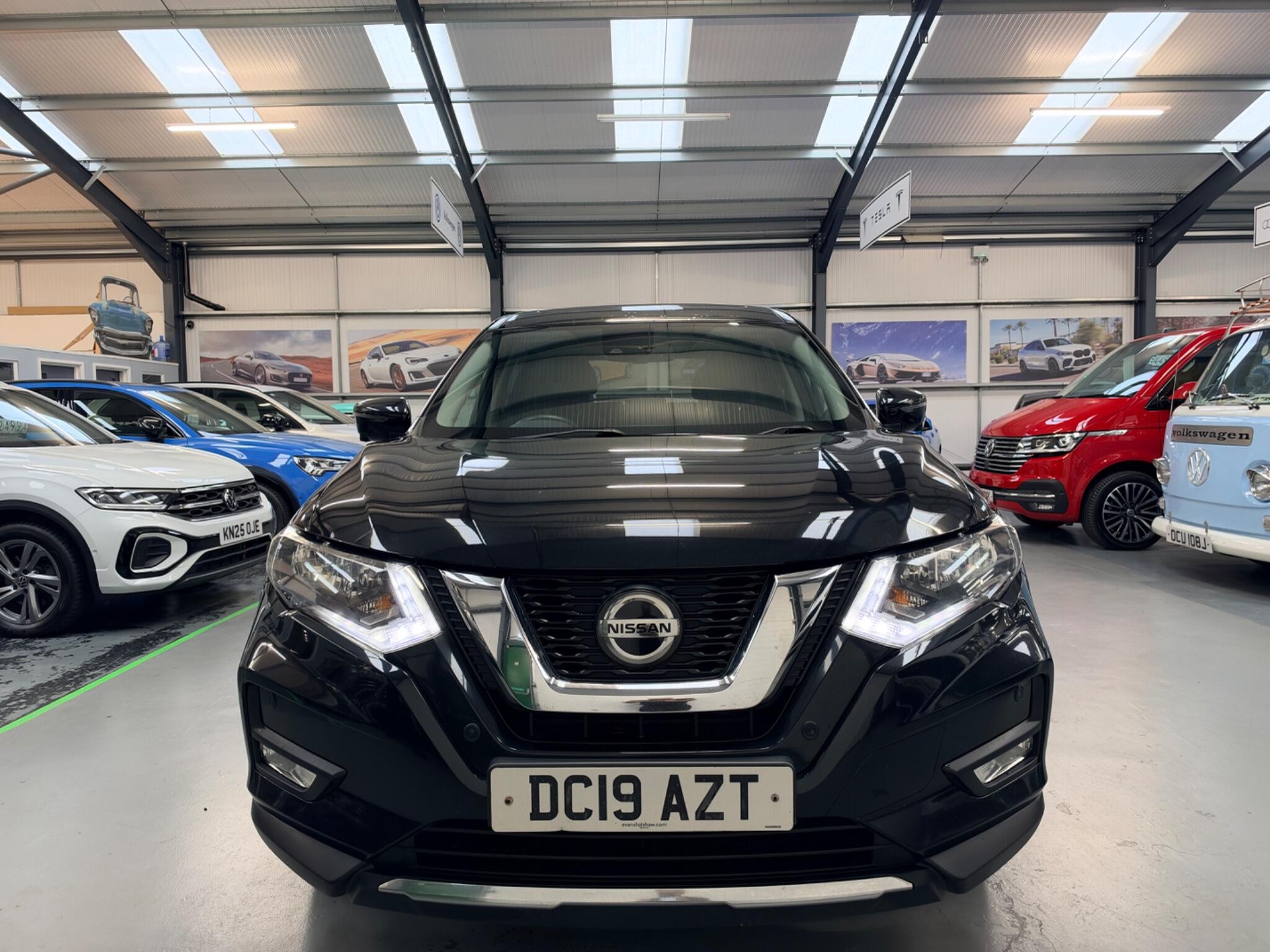 Nissan X-Trail view 11