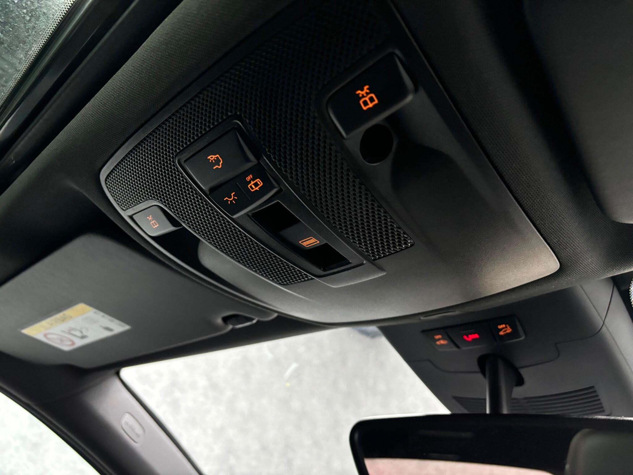 Mercedes-Benz B Class view 11