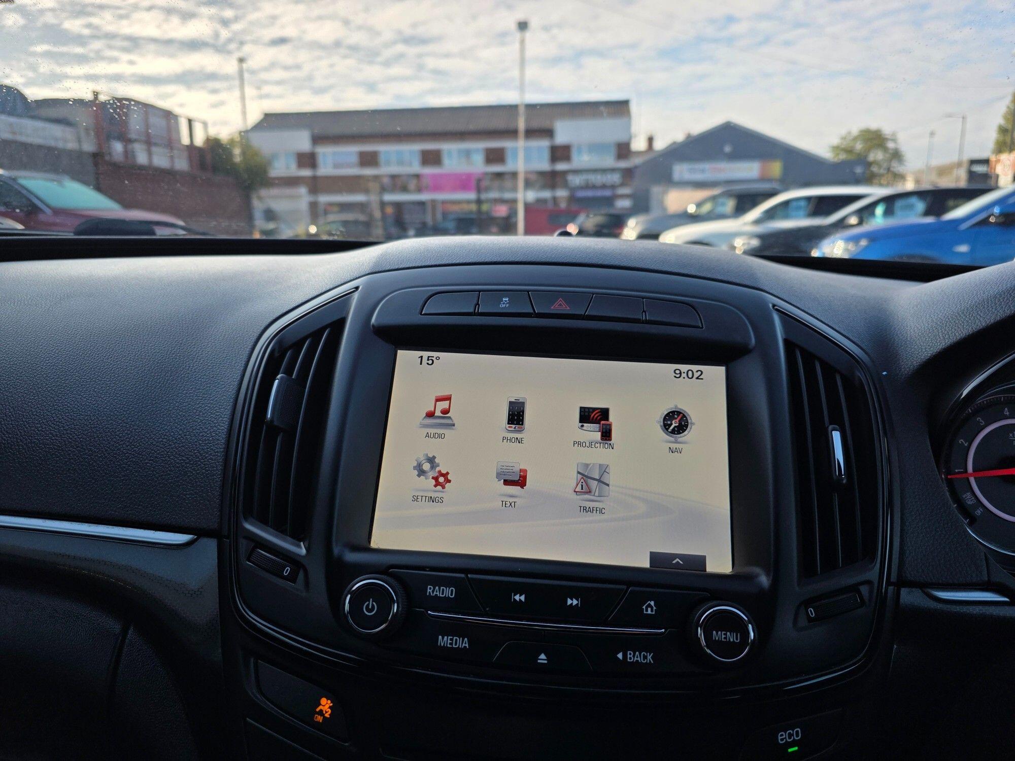 Vauxhall Insignia view 28