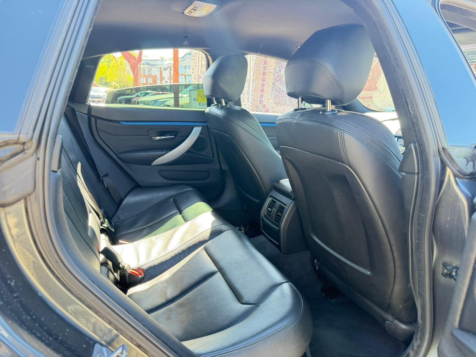 BMW 4 Series view 17