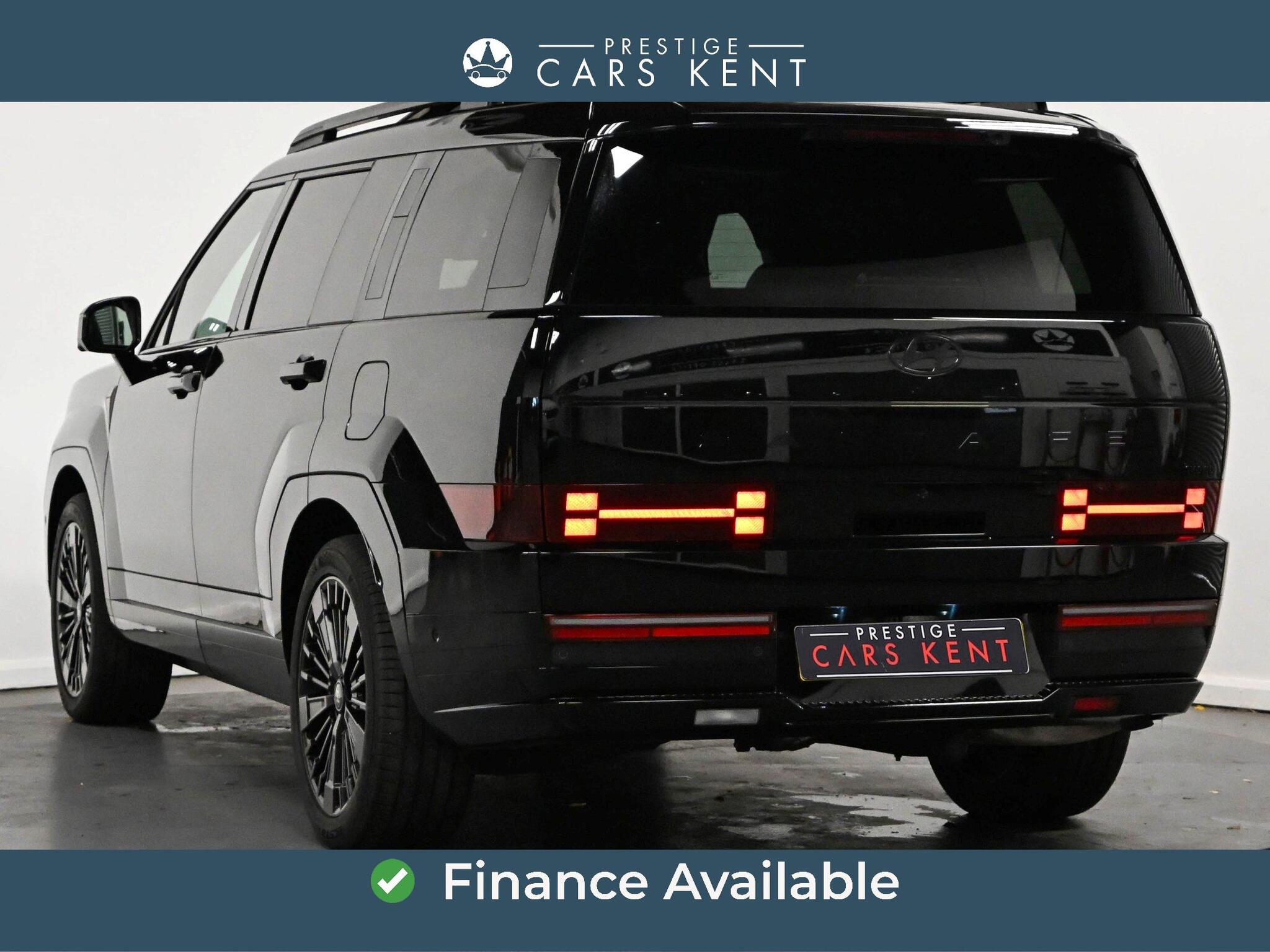 Hyundai Santa Fe view 3