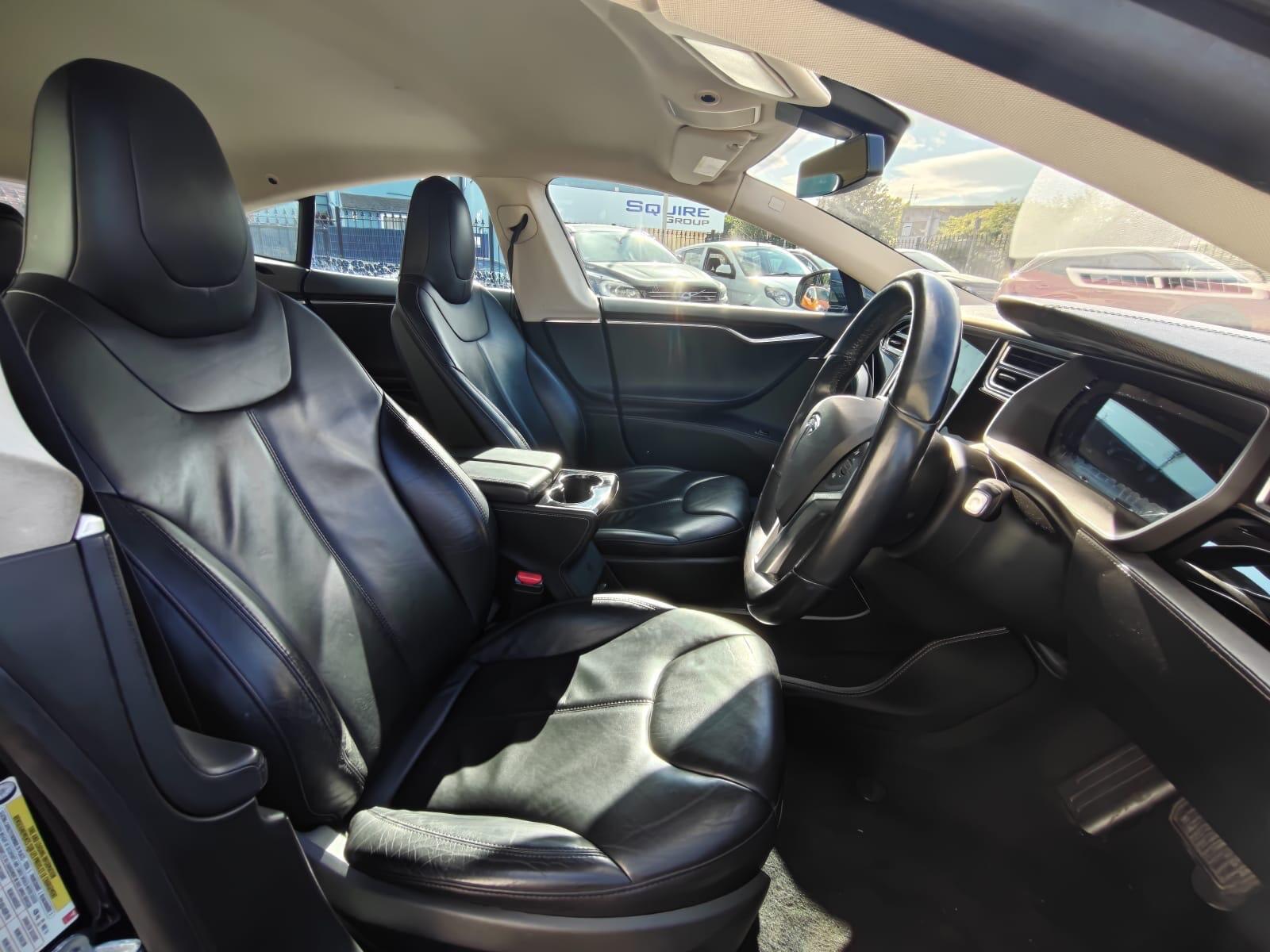 Tesla Model S view 12