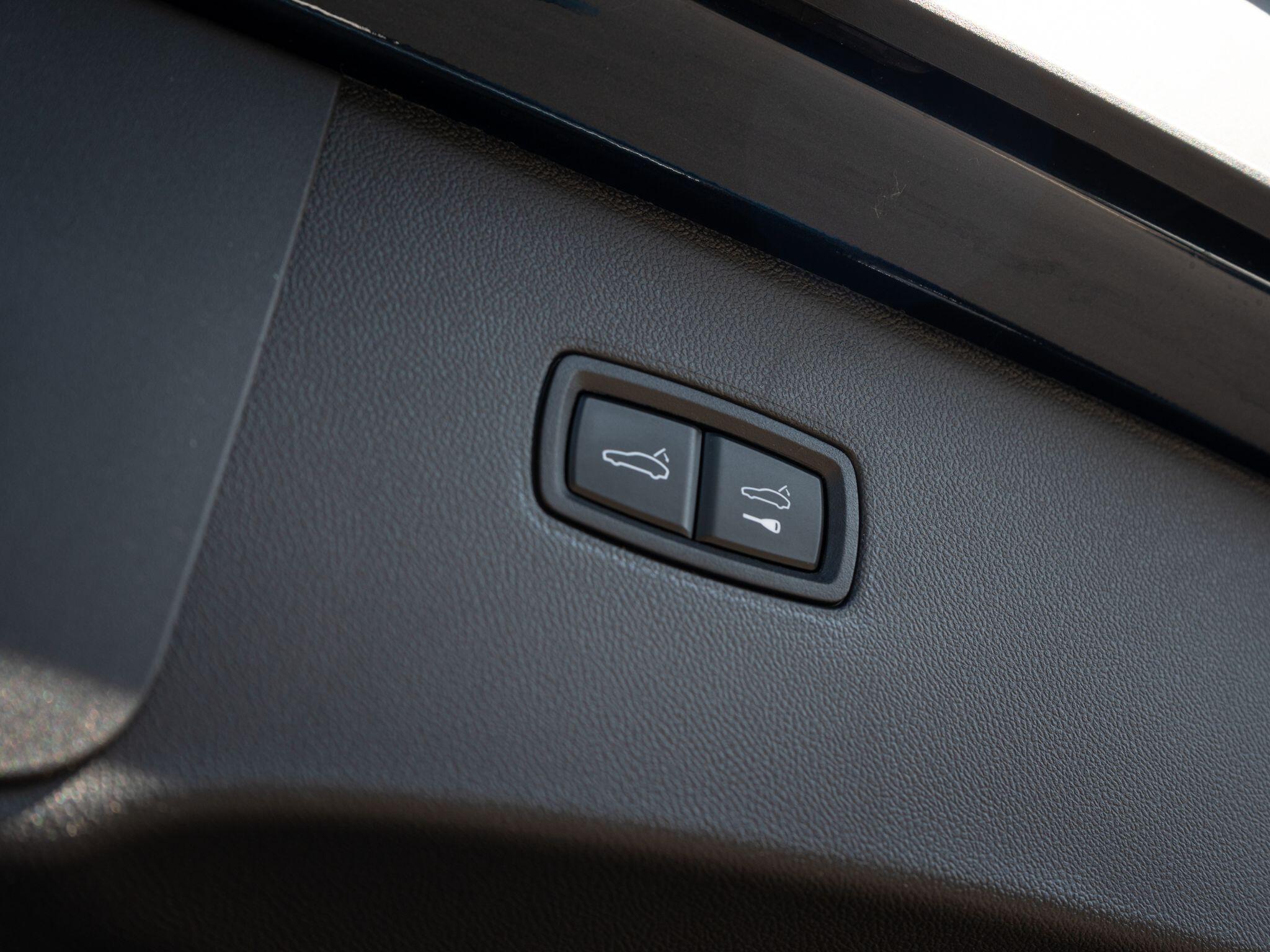 Porsche Cayenne view 47
