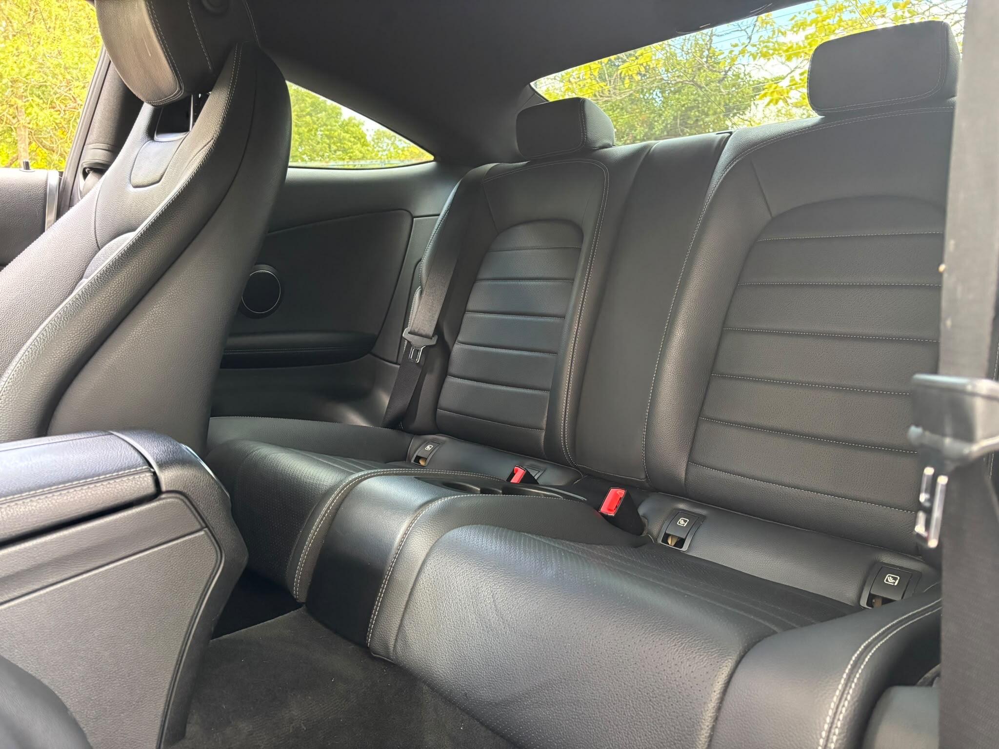 Mercedes-Benz C-Class view 16