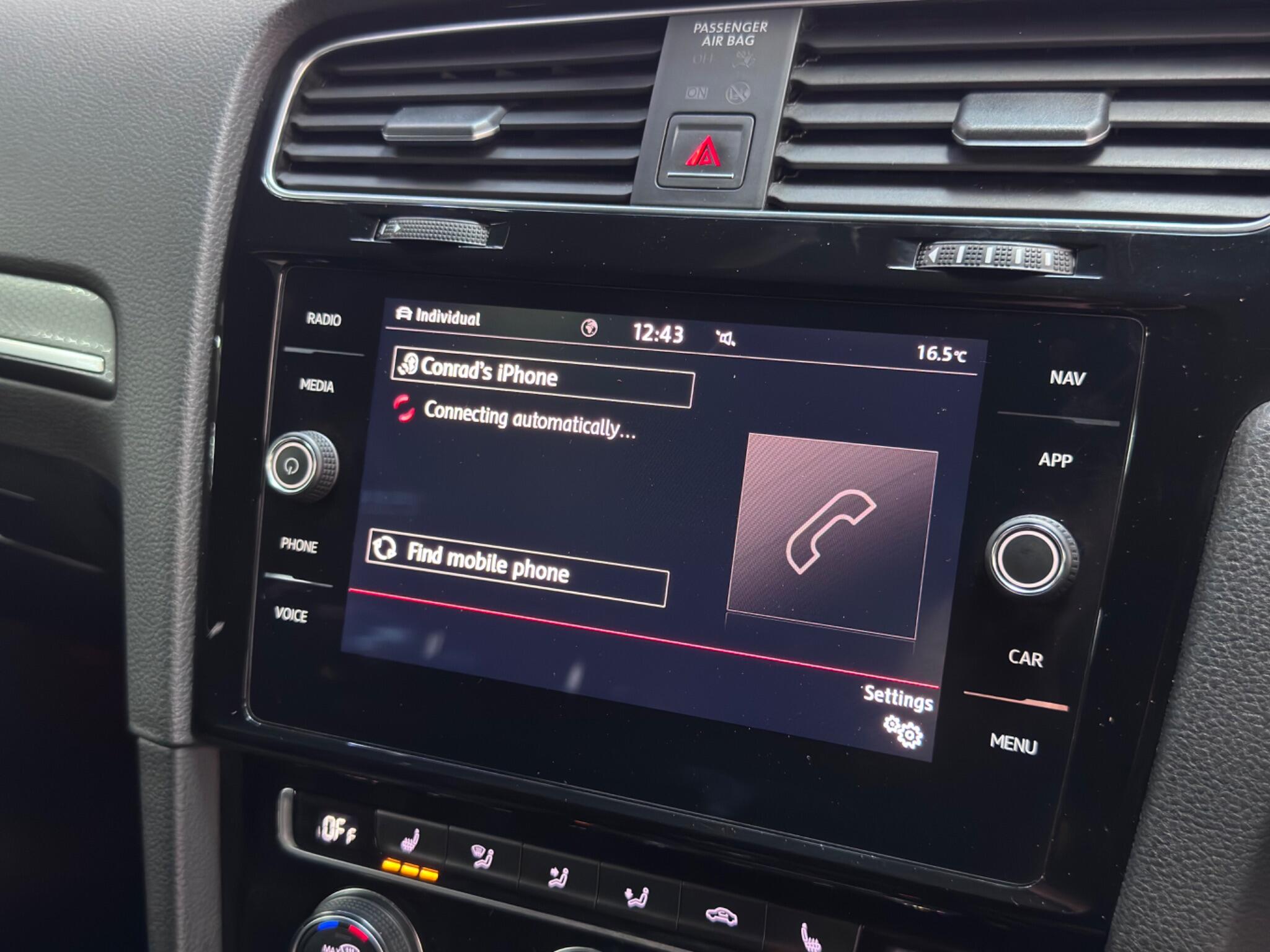 Volkswagen Golf view 40