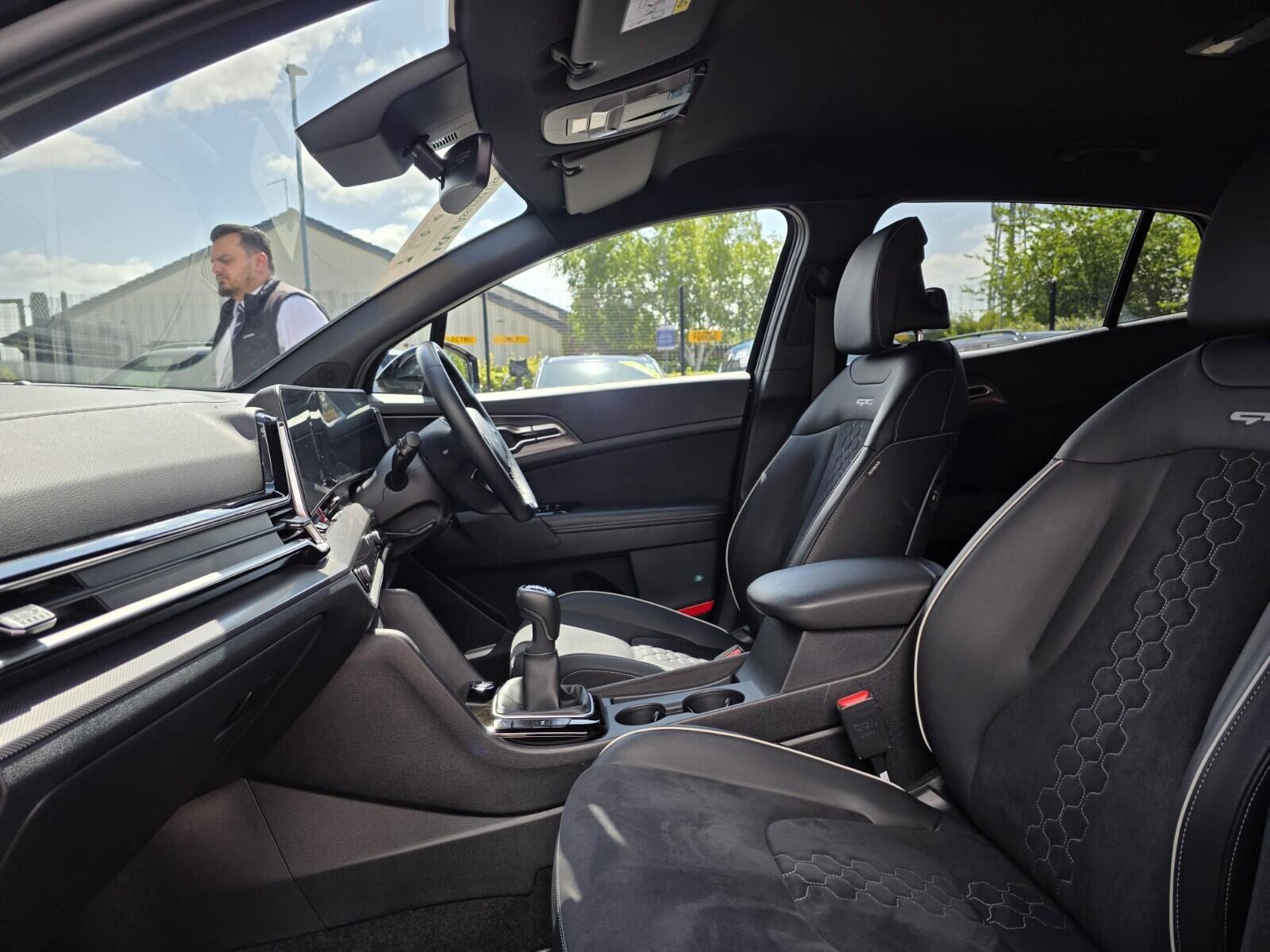 Kia Sportage view 25