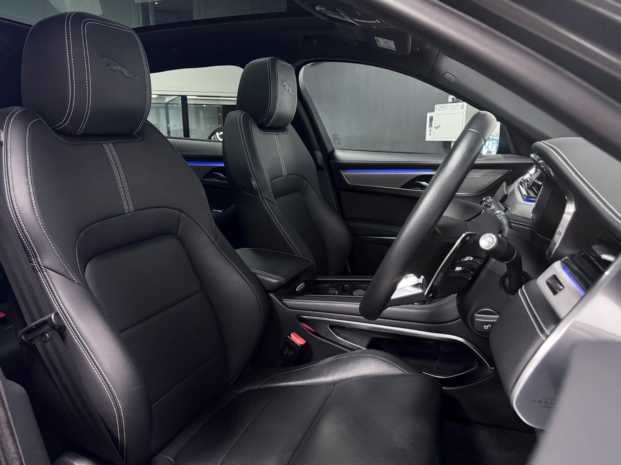 Jaguar F-Pace view 21