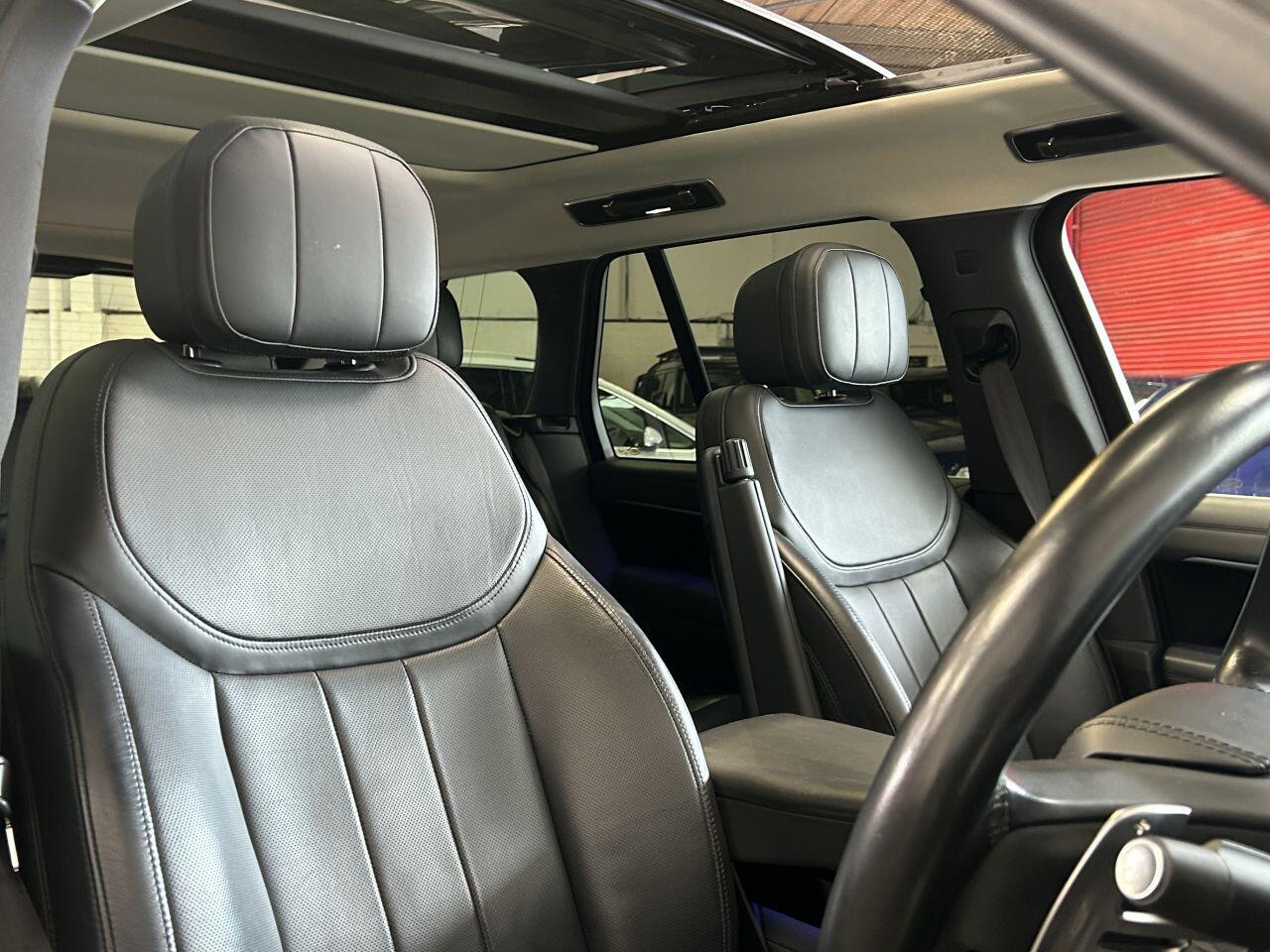 Land Rover Range Rover view 32