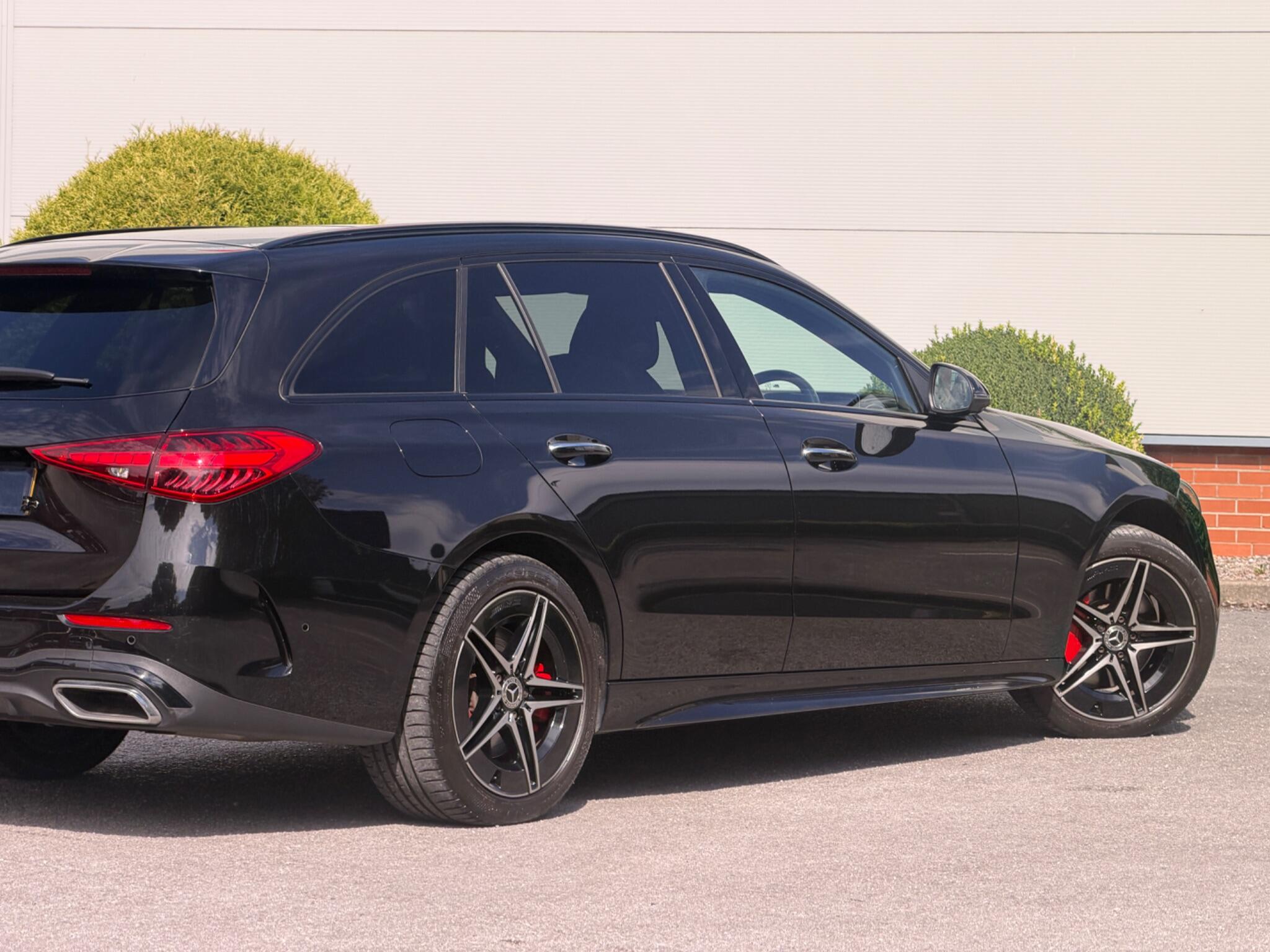 Mercedes-Benz C Class view 34