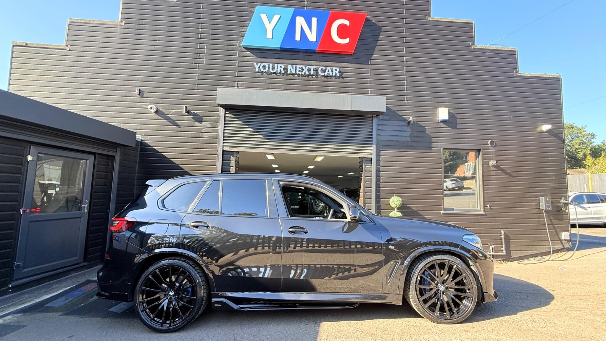 BMW X5 view 6
