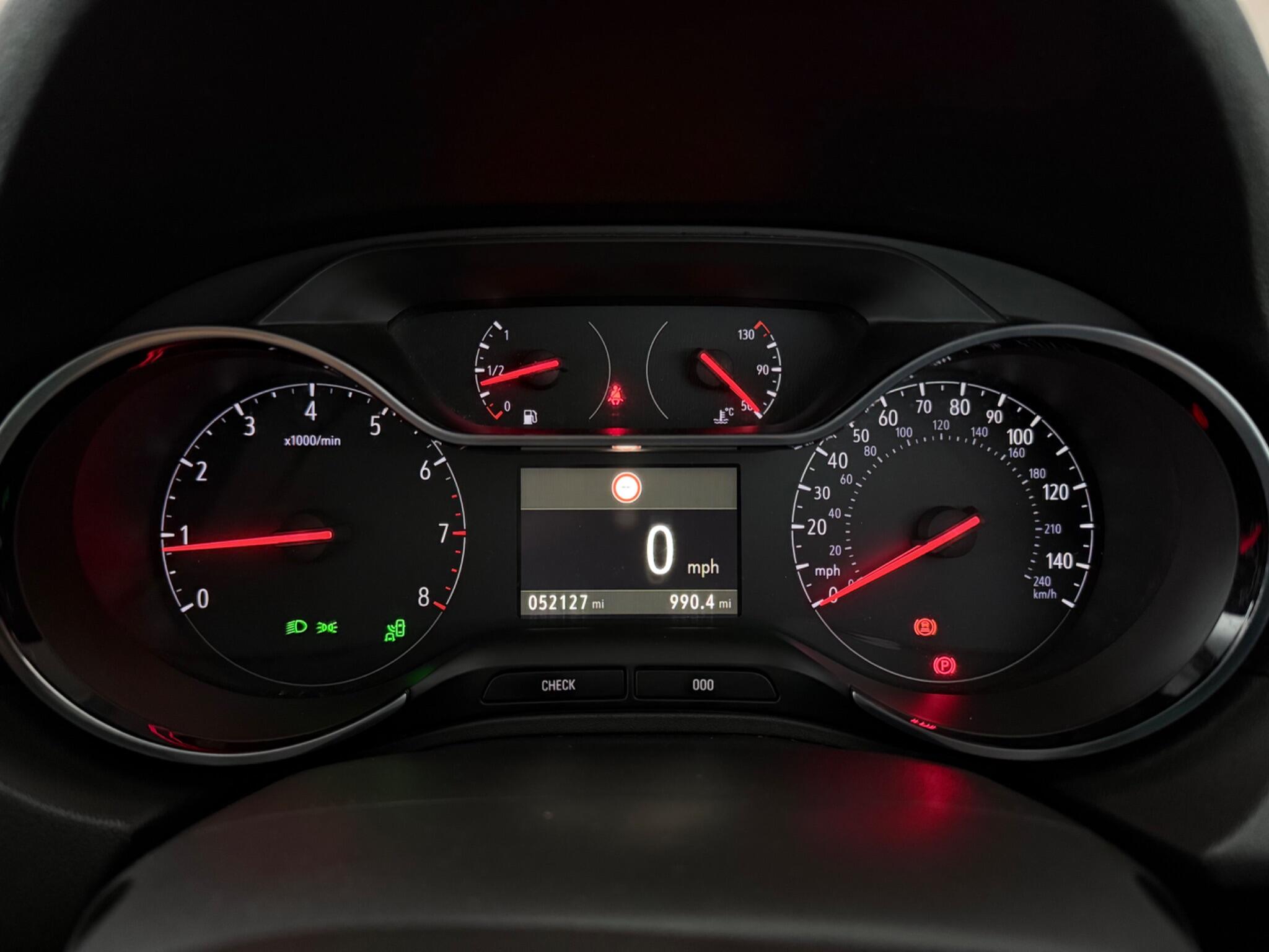 Vauxhall Grandland X view 15