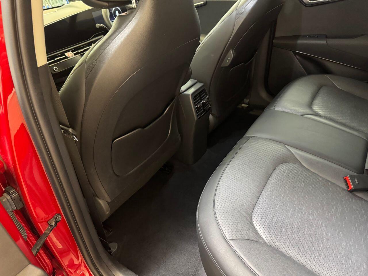 Kia Niro view 59