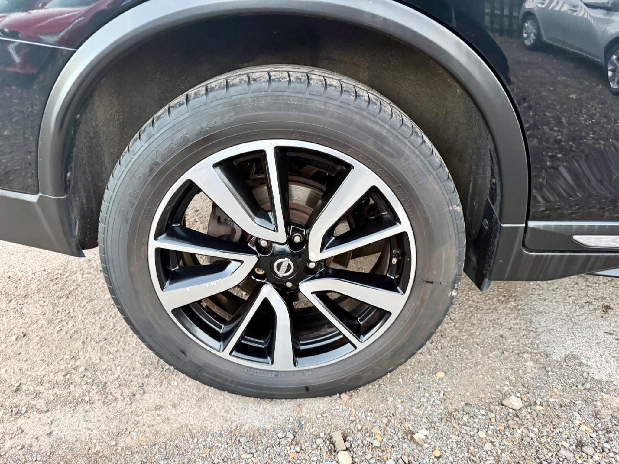 Nissan X-Trail view 42