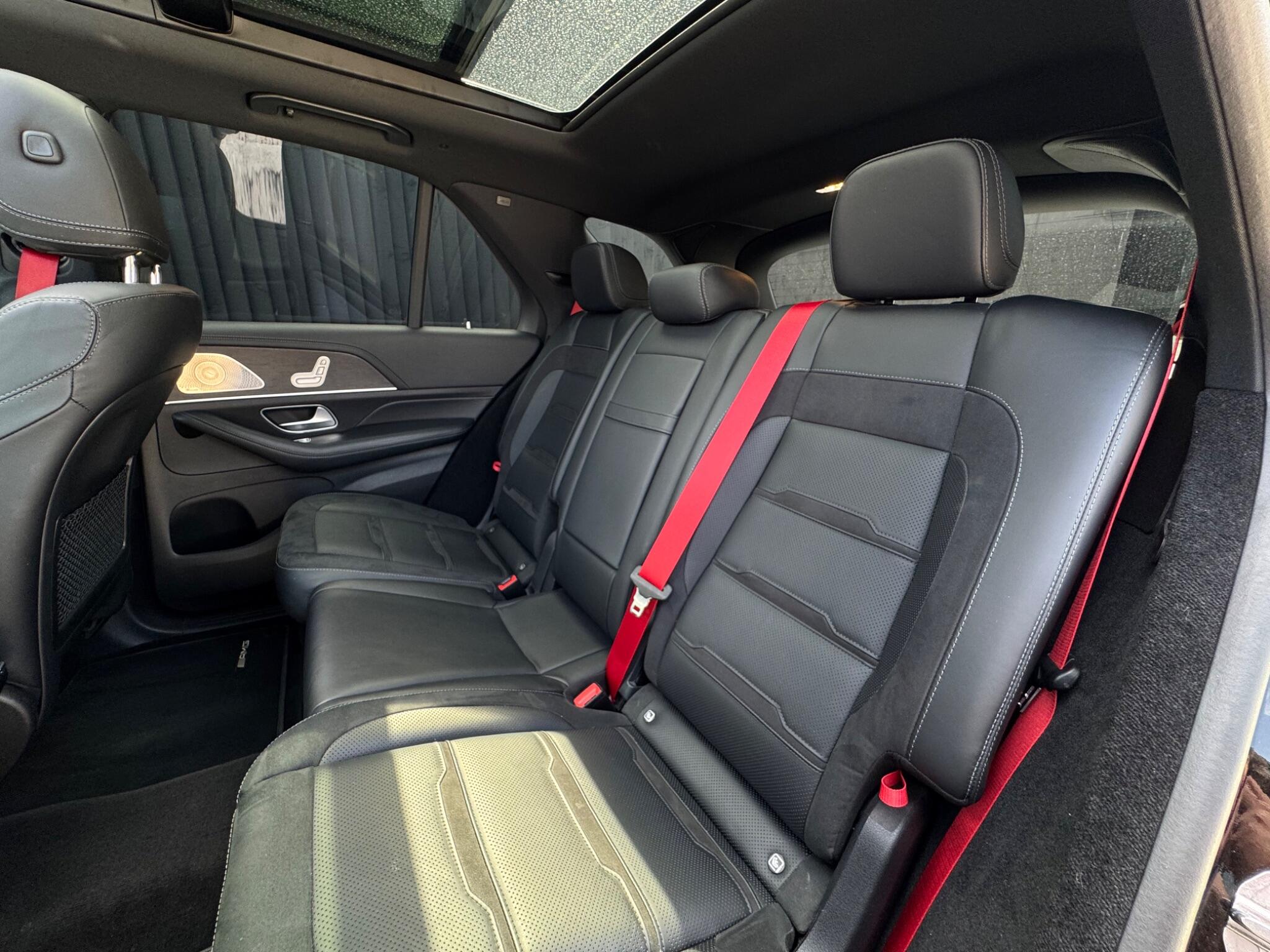 Mercedes-Benz Gle view 24