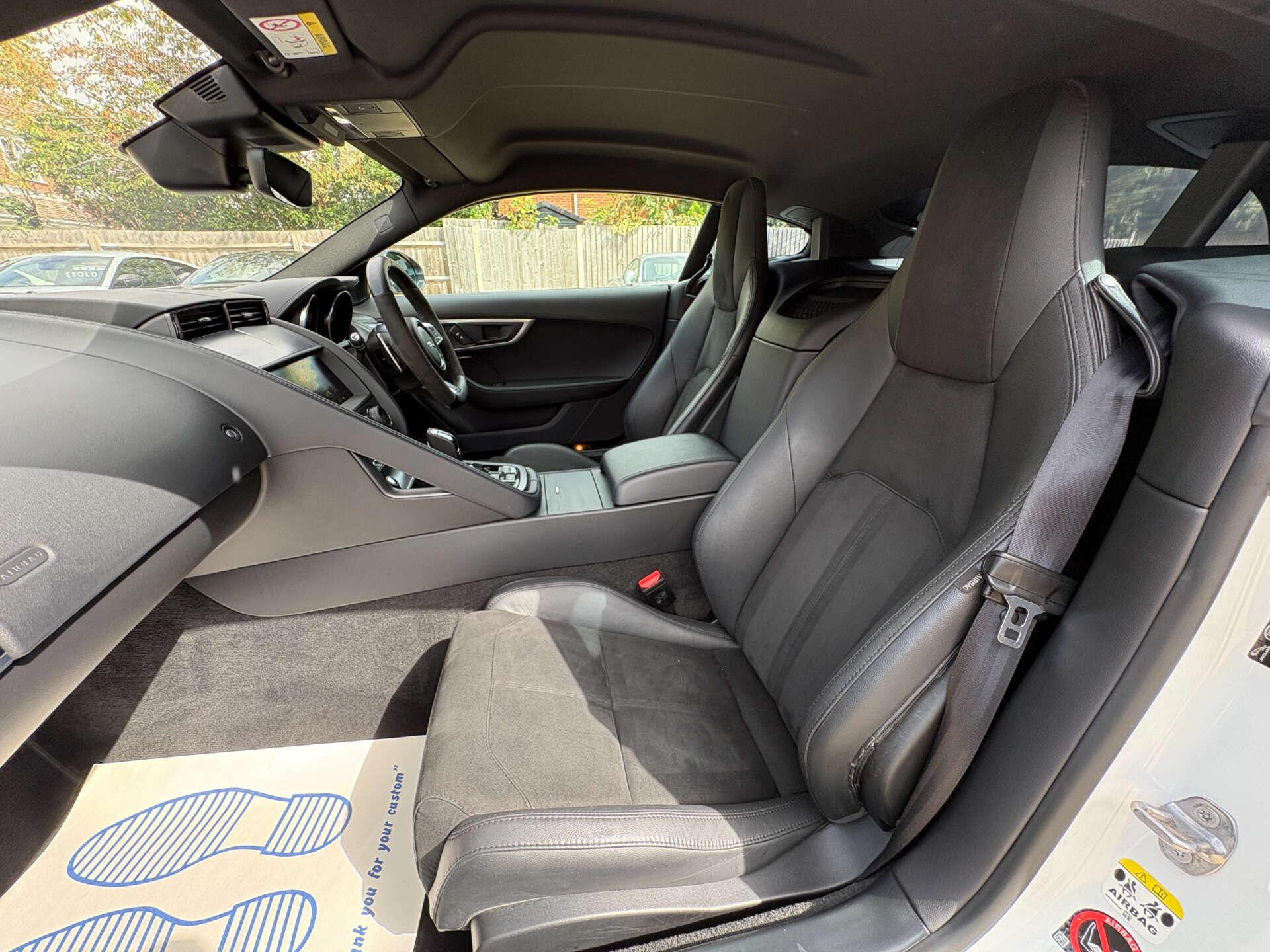 Jaguar F-Type view 43