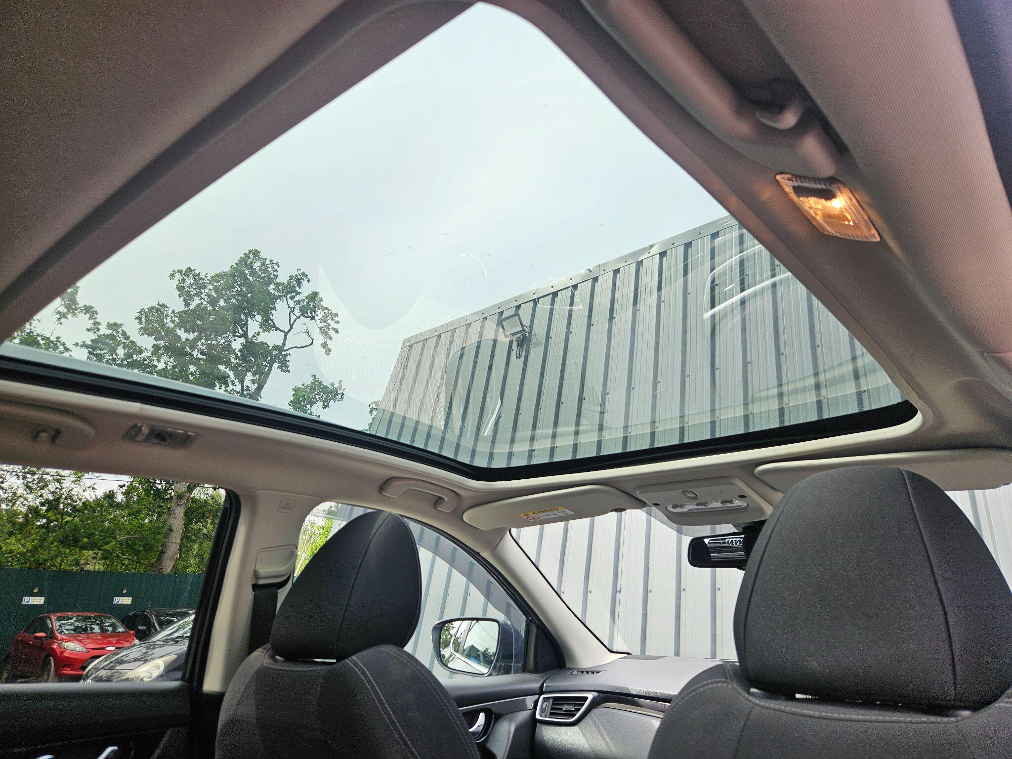 2021 Nissan Qashqai image 14