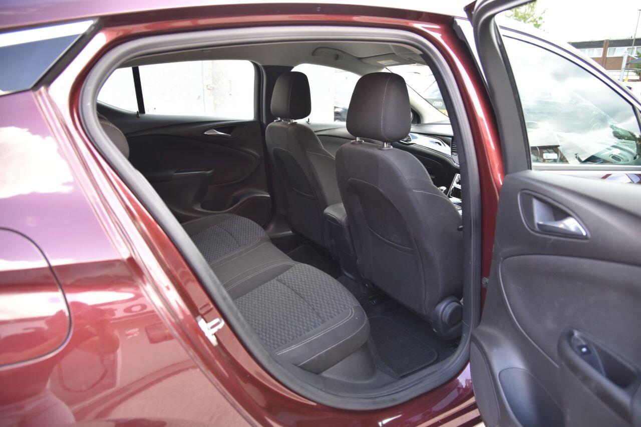 Vauxhall Astra view 22