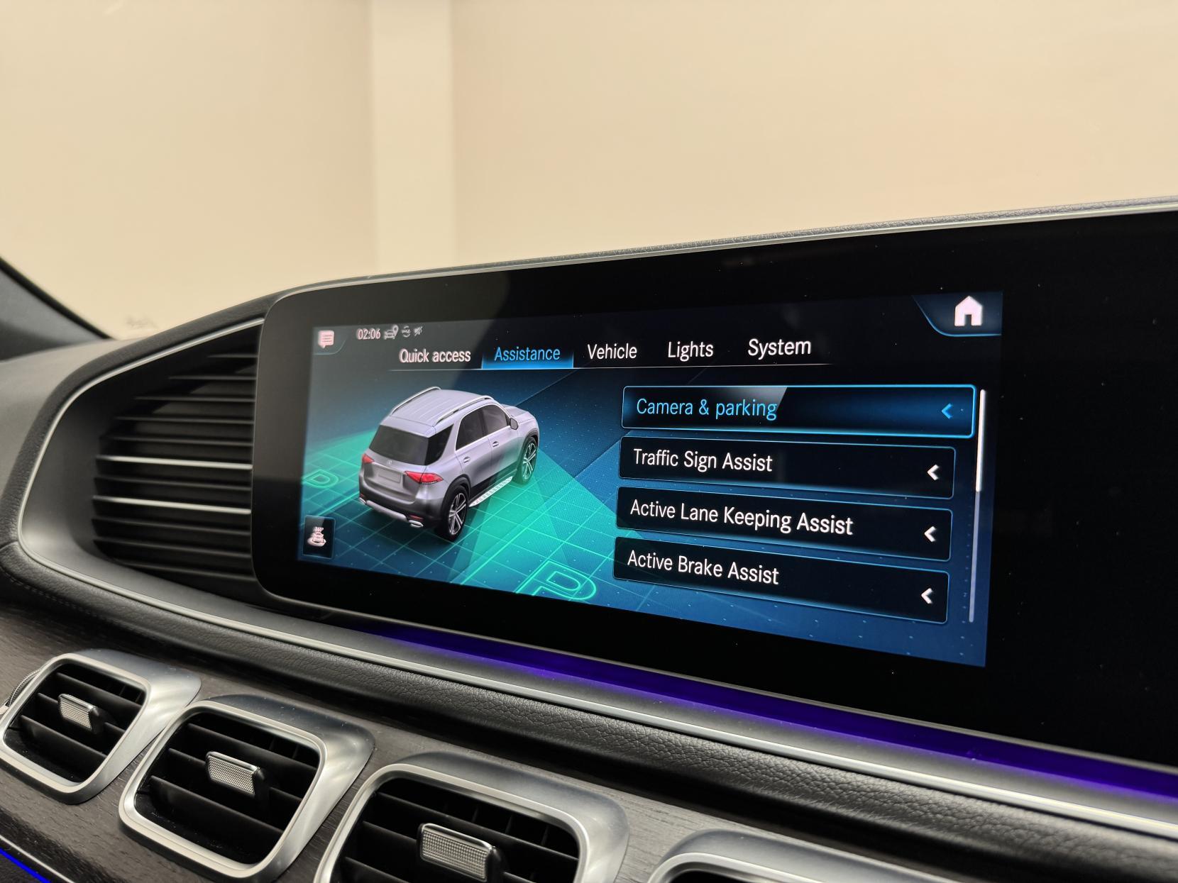 Mercedes-Benz Gle view 37