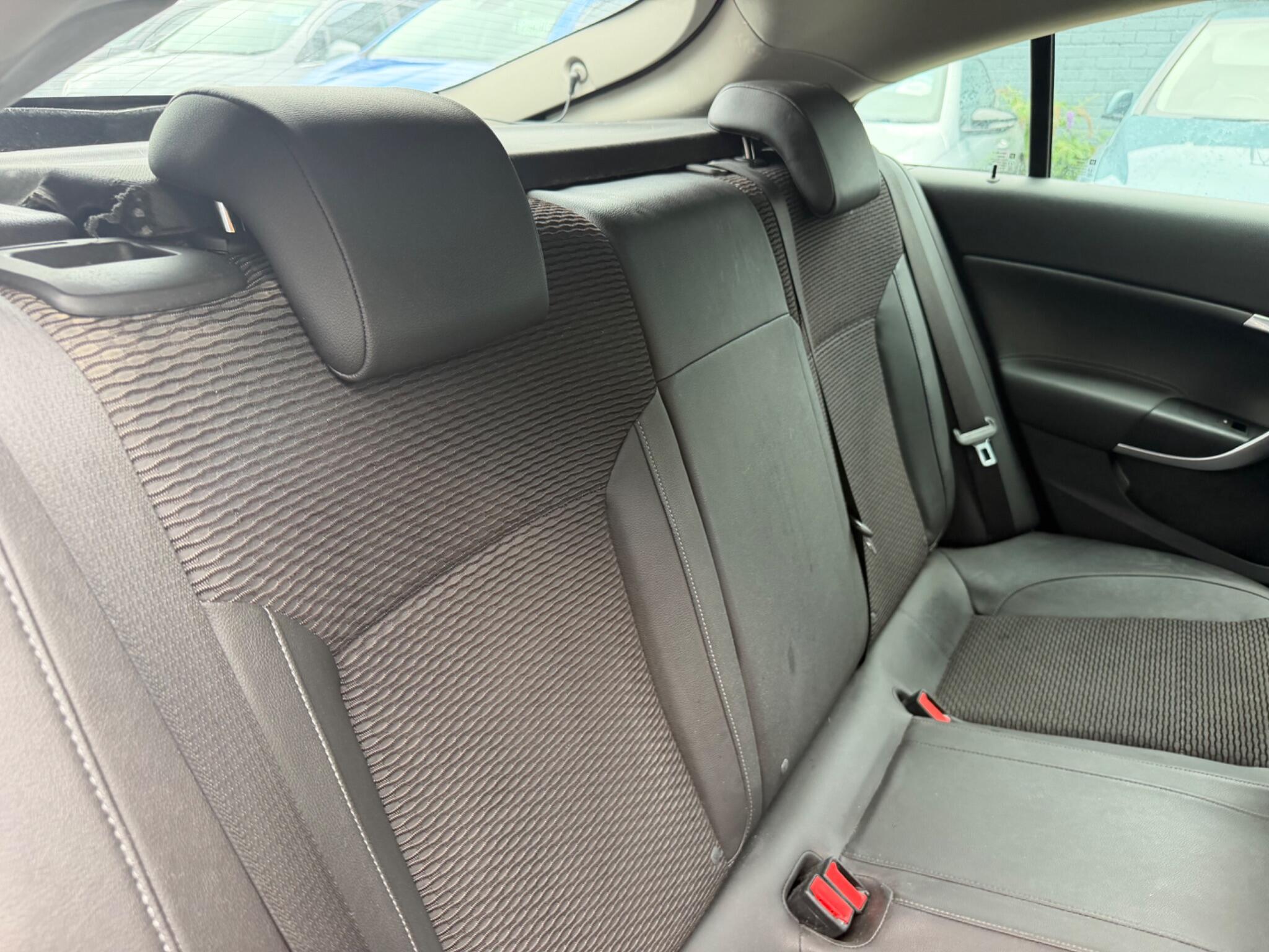 Vauxhall Insignia view 21