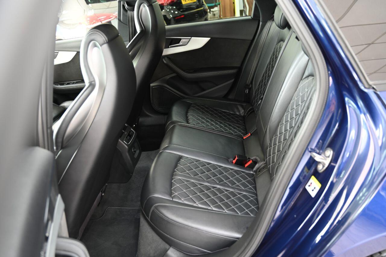Audi S4 Avant view 15