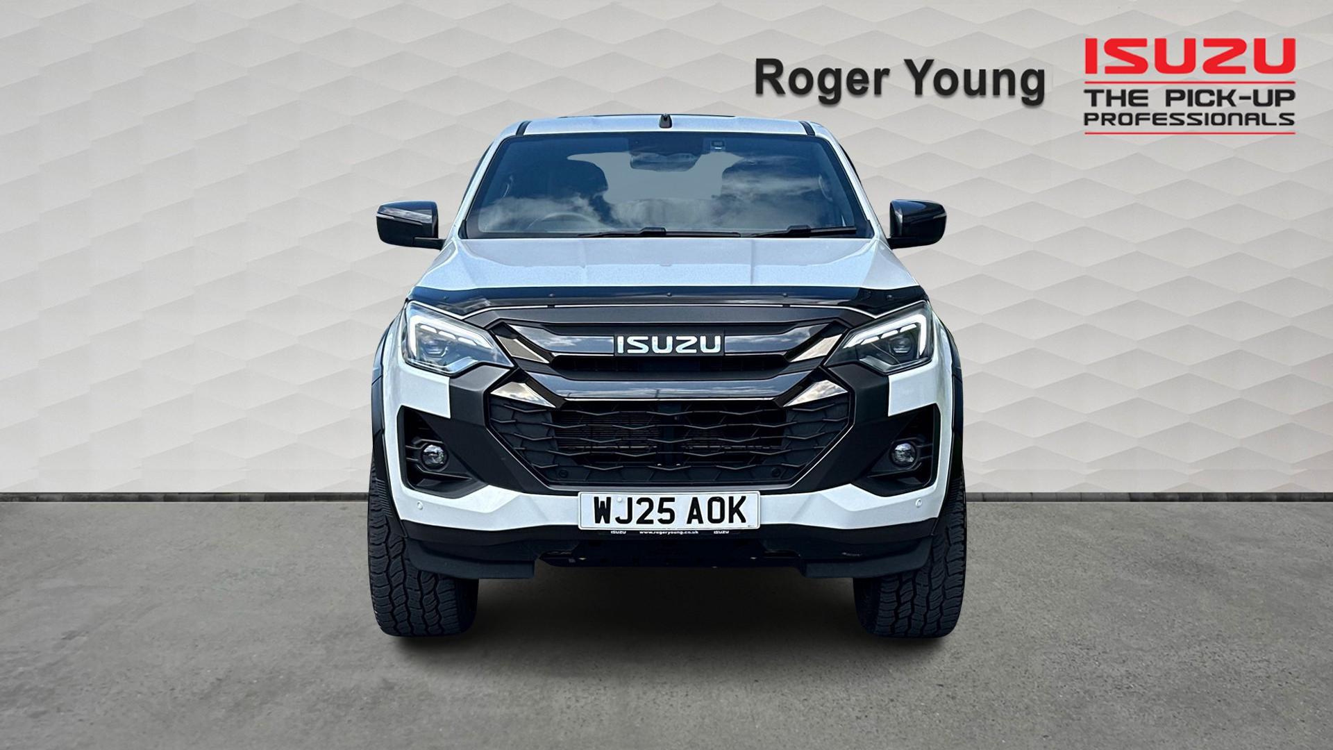 Isuzu D-Max view 7