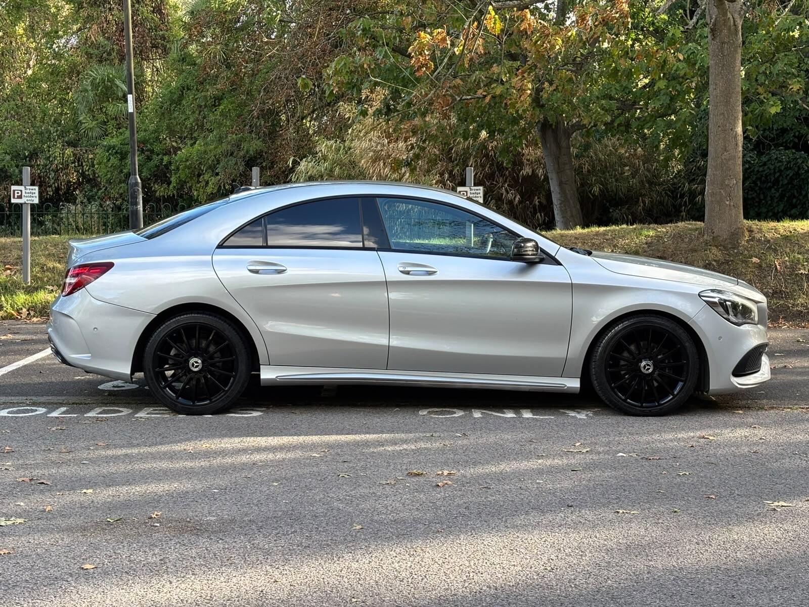 Mercedes-Benz Cla view 3