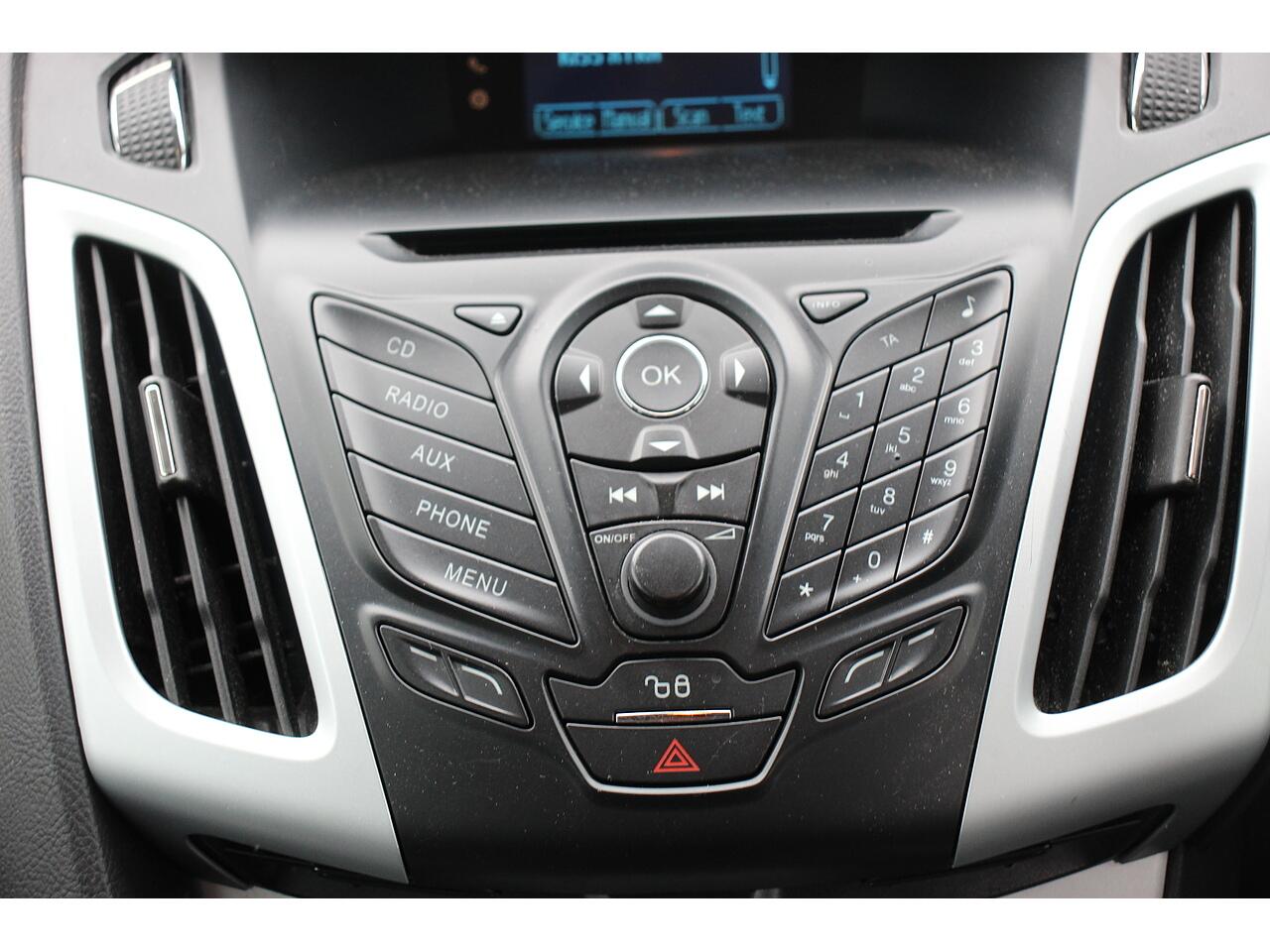 Ford Focus view 17