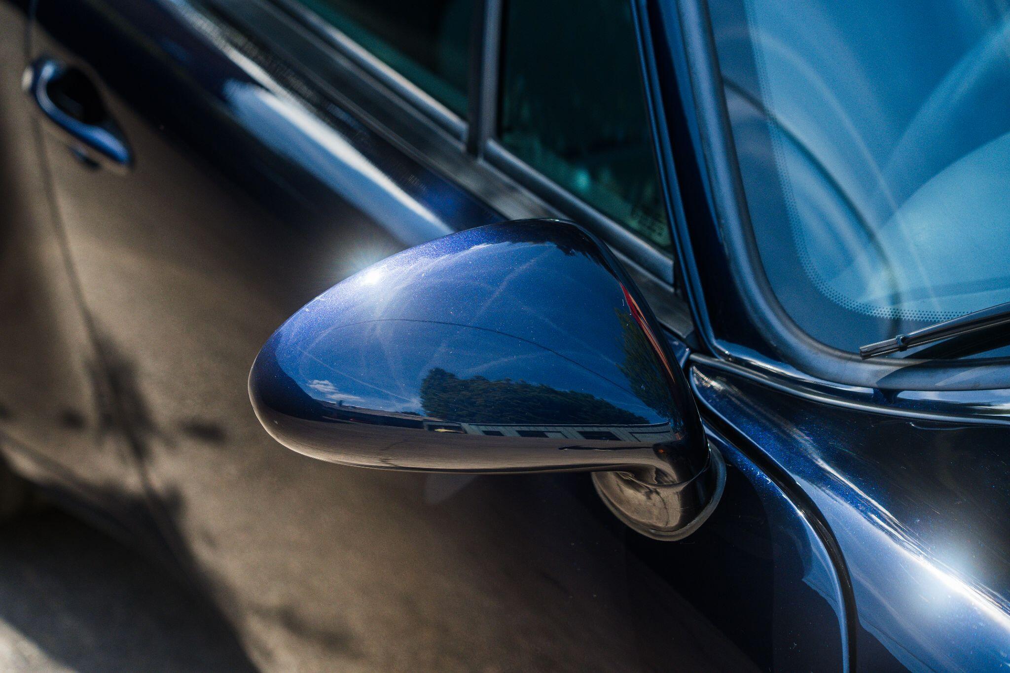 Porsche 911 view 30