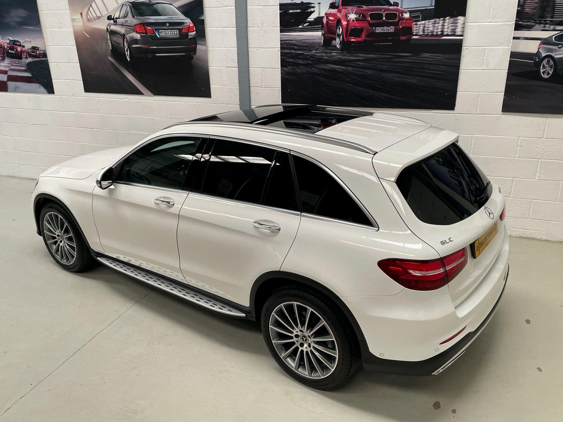 Mercedes-Benz GLC view 3